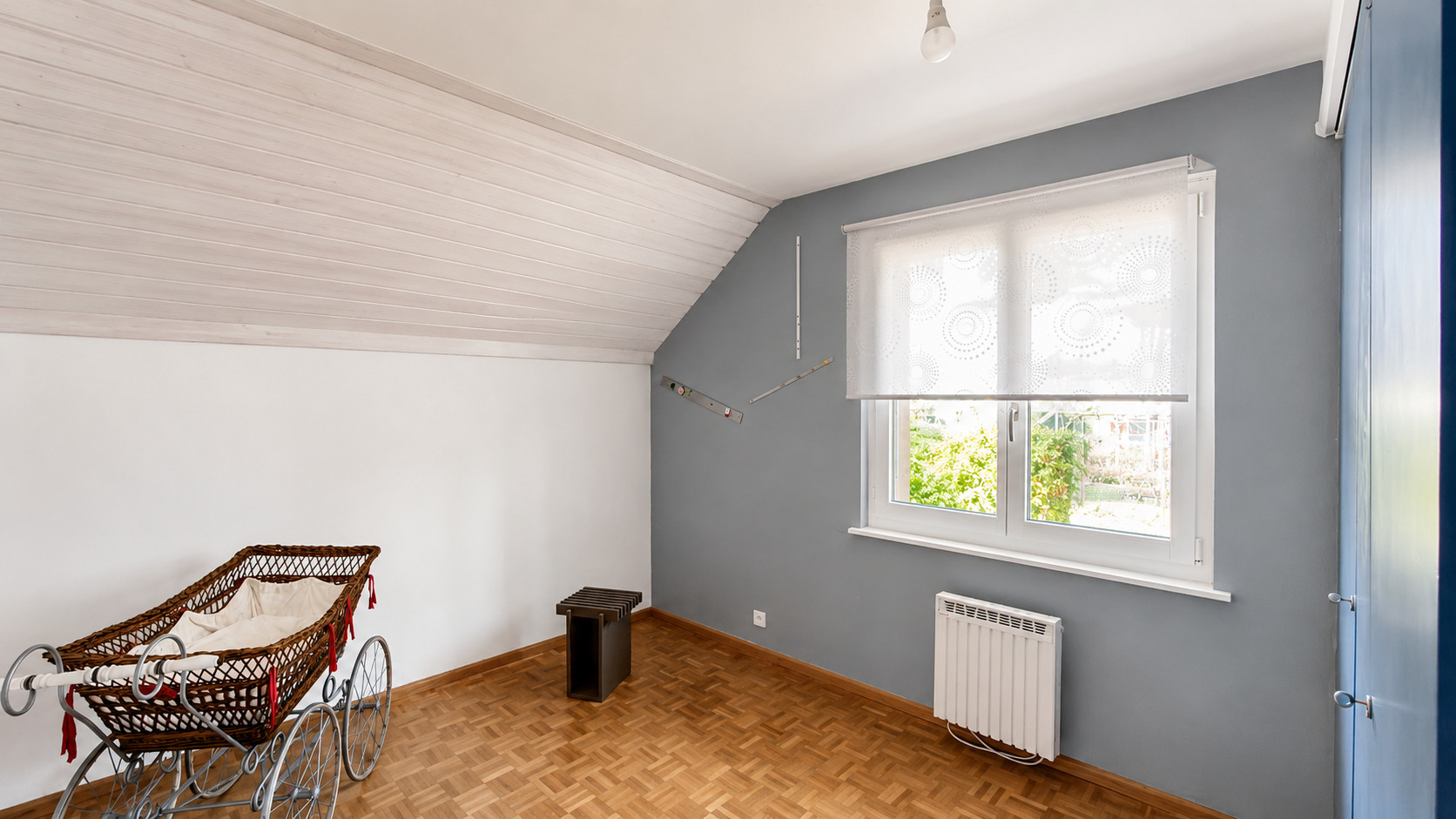 Interior view 13