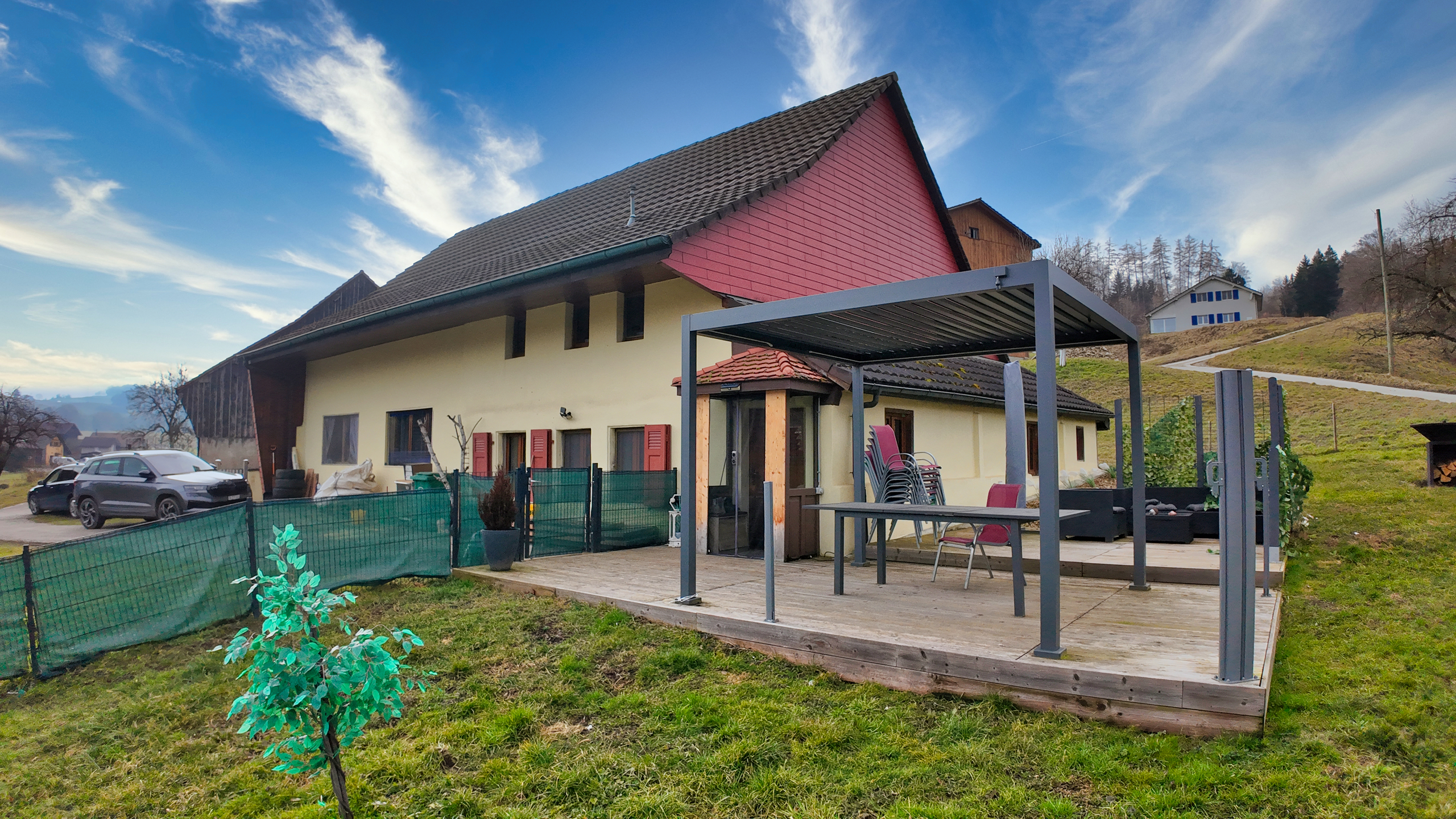 Appartement est - jardin / terrasse Appartement est - jardin / terrasse