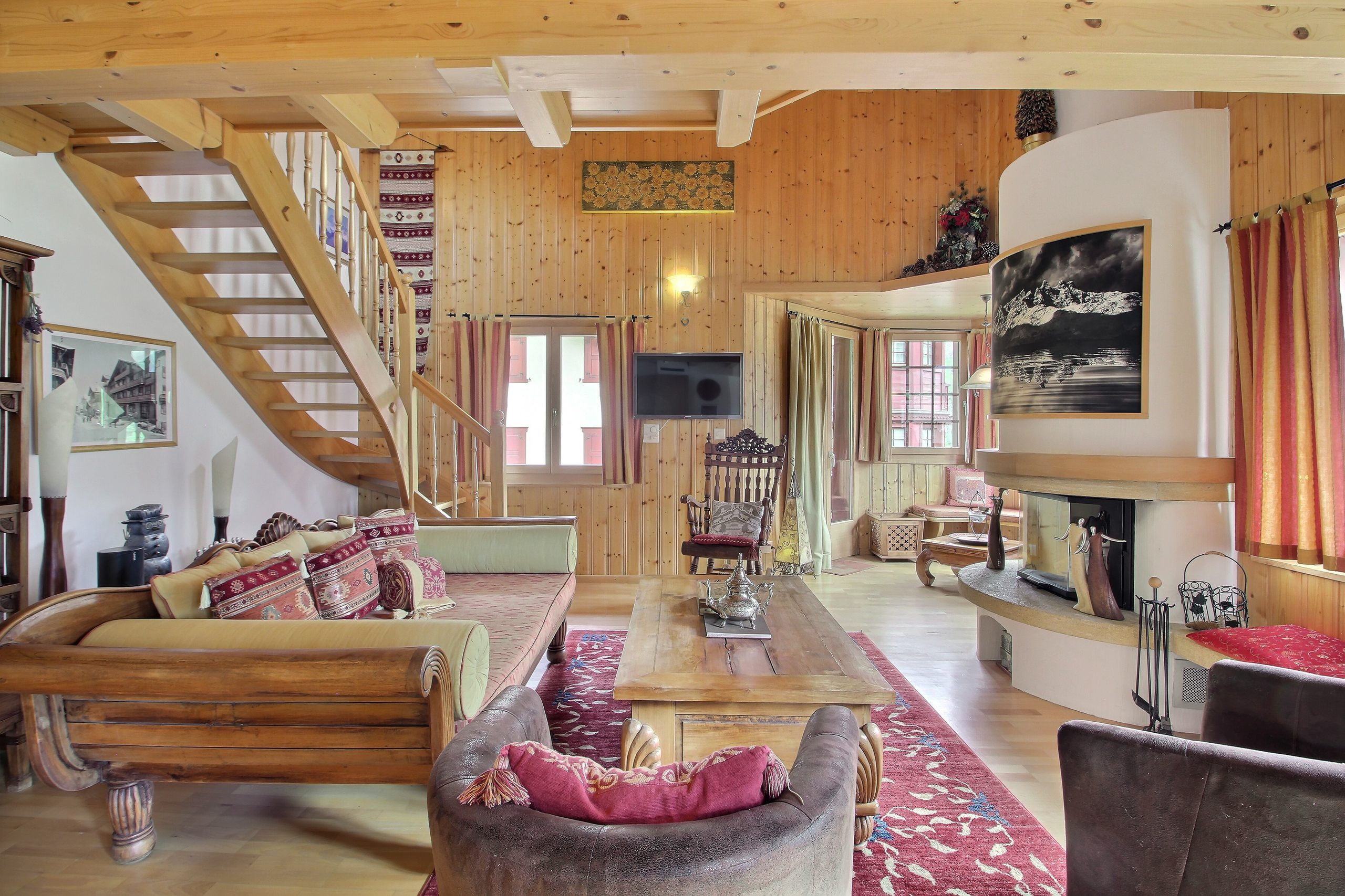 Interior view 3