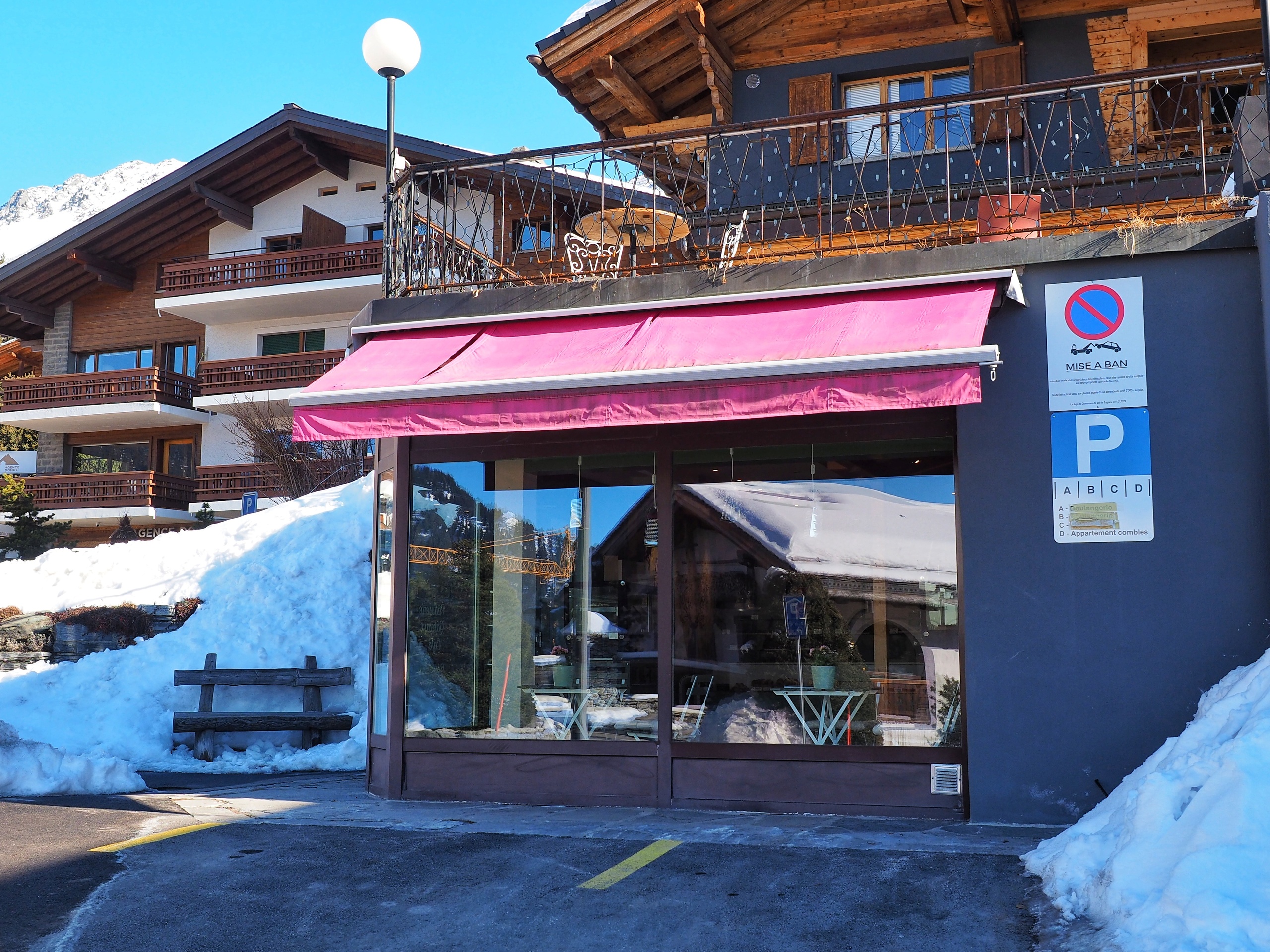 Exterior view 1
