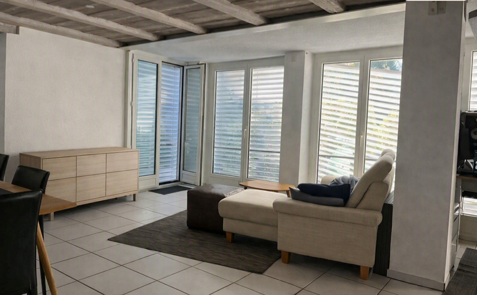 Interior view 1