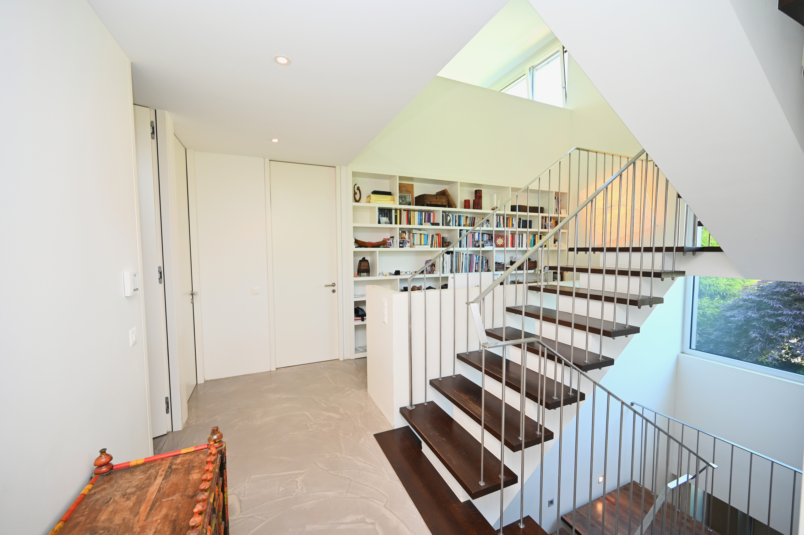 Interior view 16
