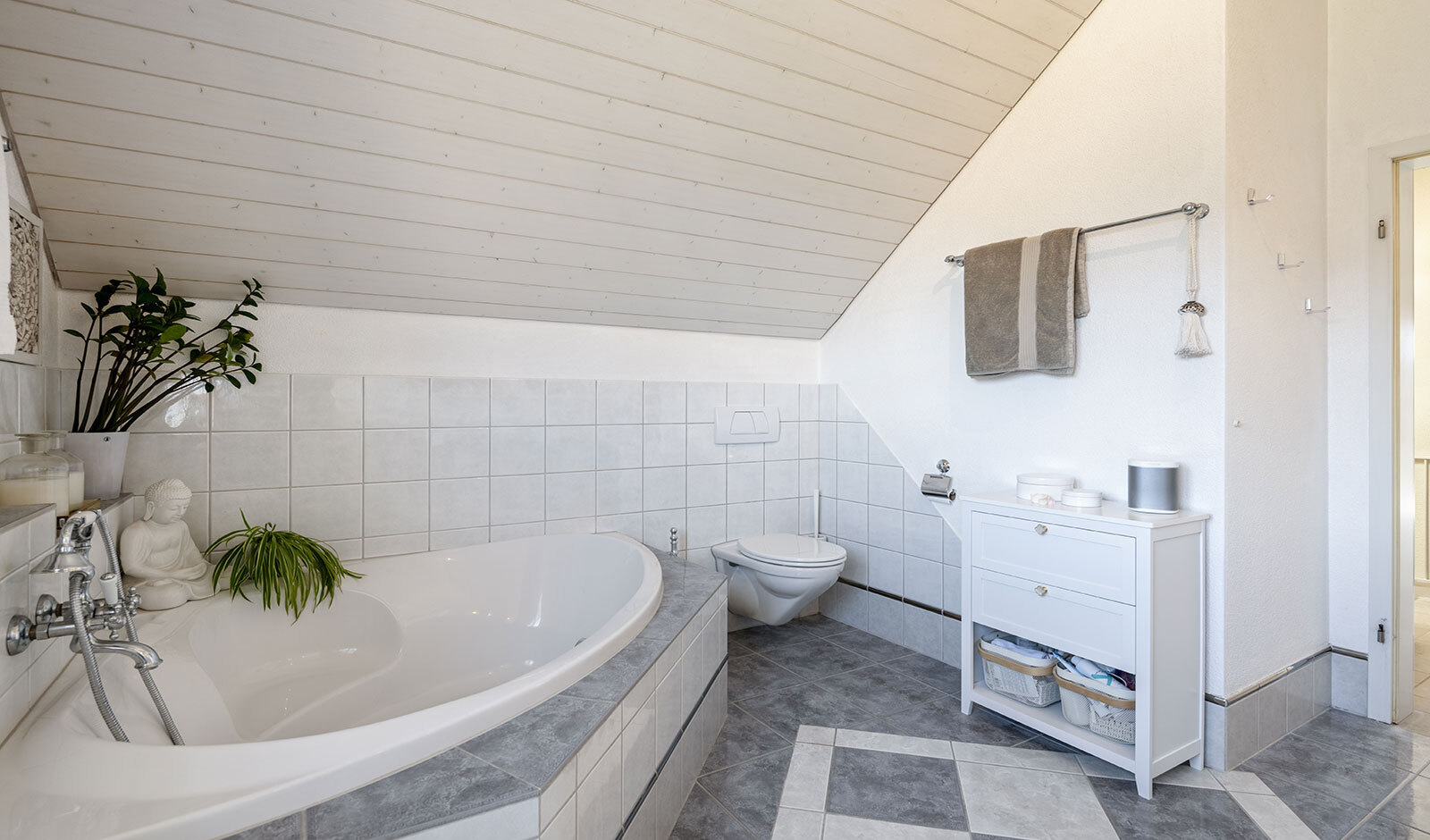 weitere Bilder auf www.dv-immo.ch