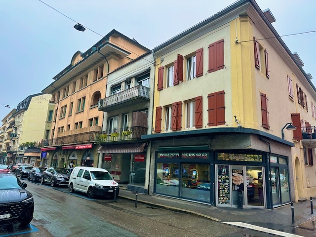 Façade