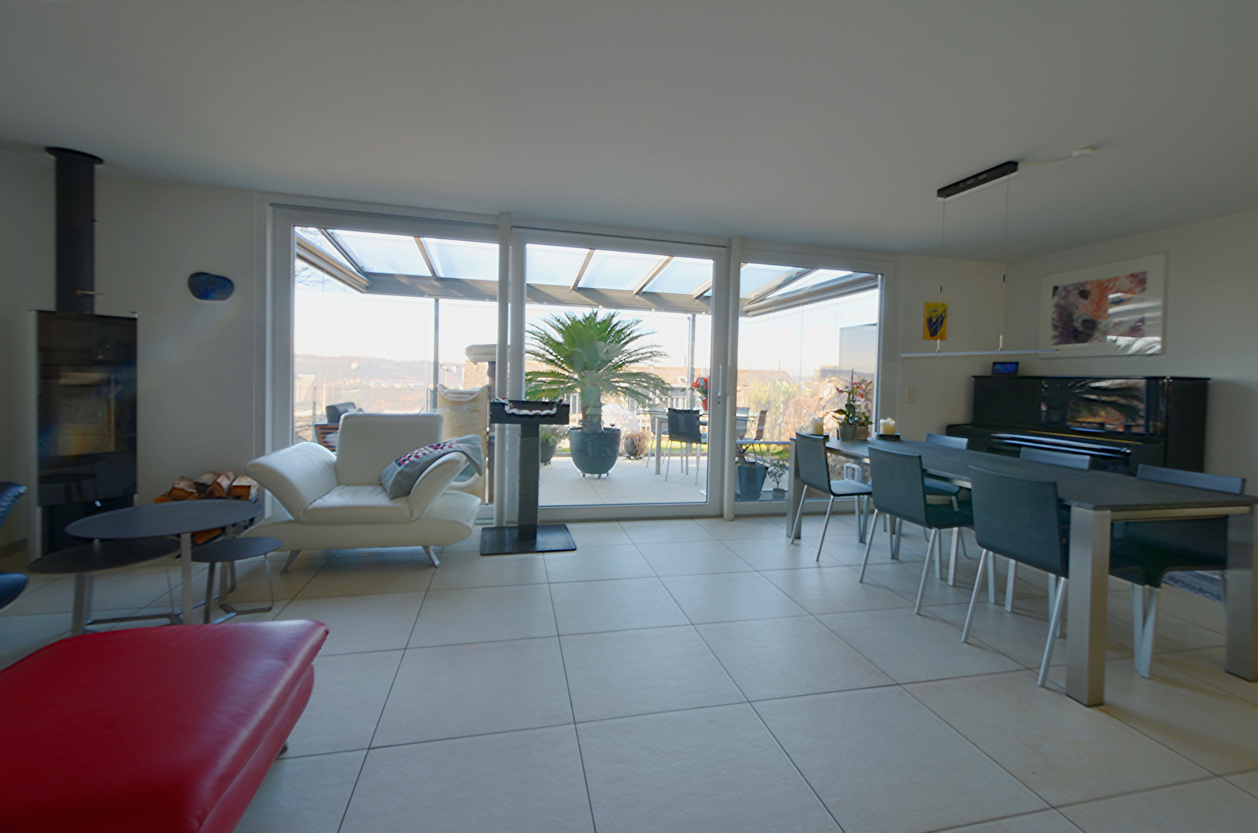 Interior view 4
