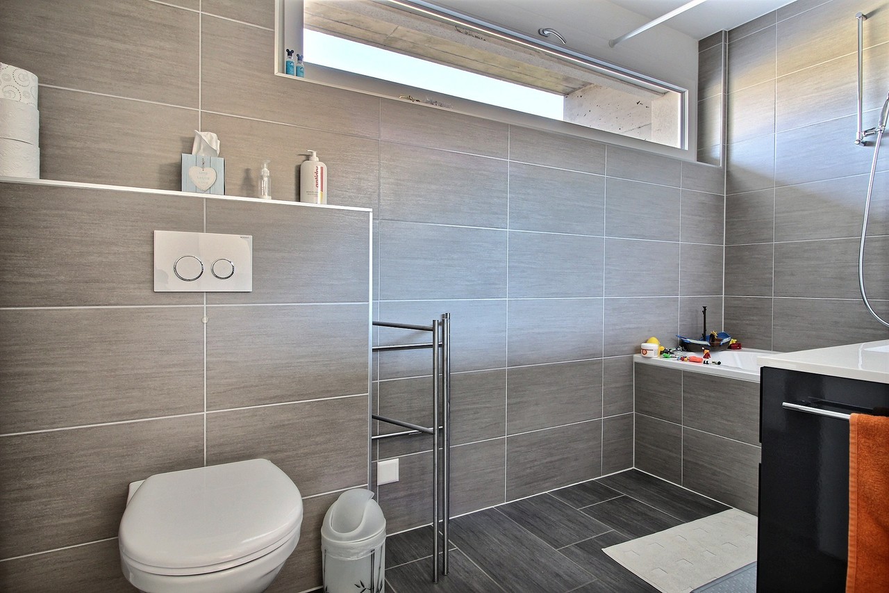 Salle de bains étage