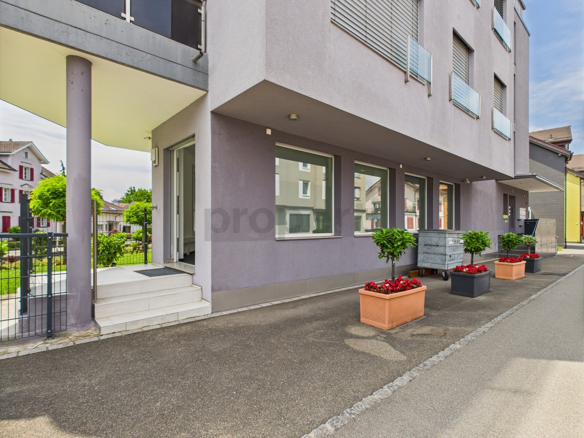 Photo 11