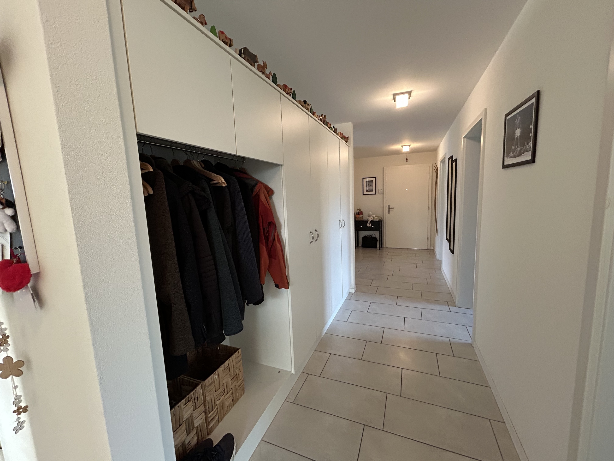 Interior view 4