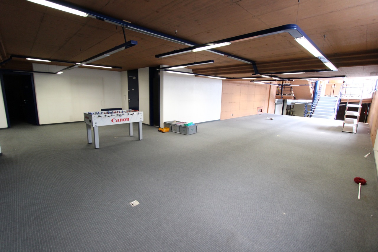 Interior view 5