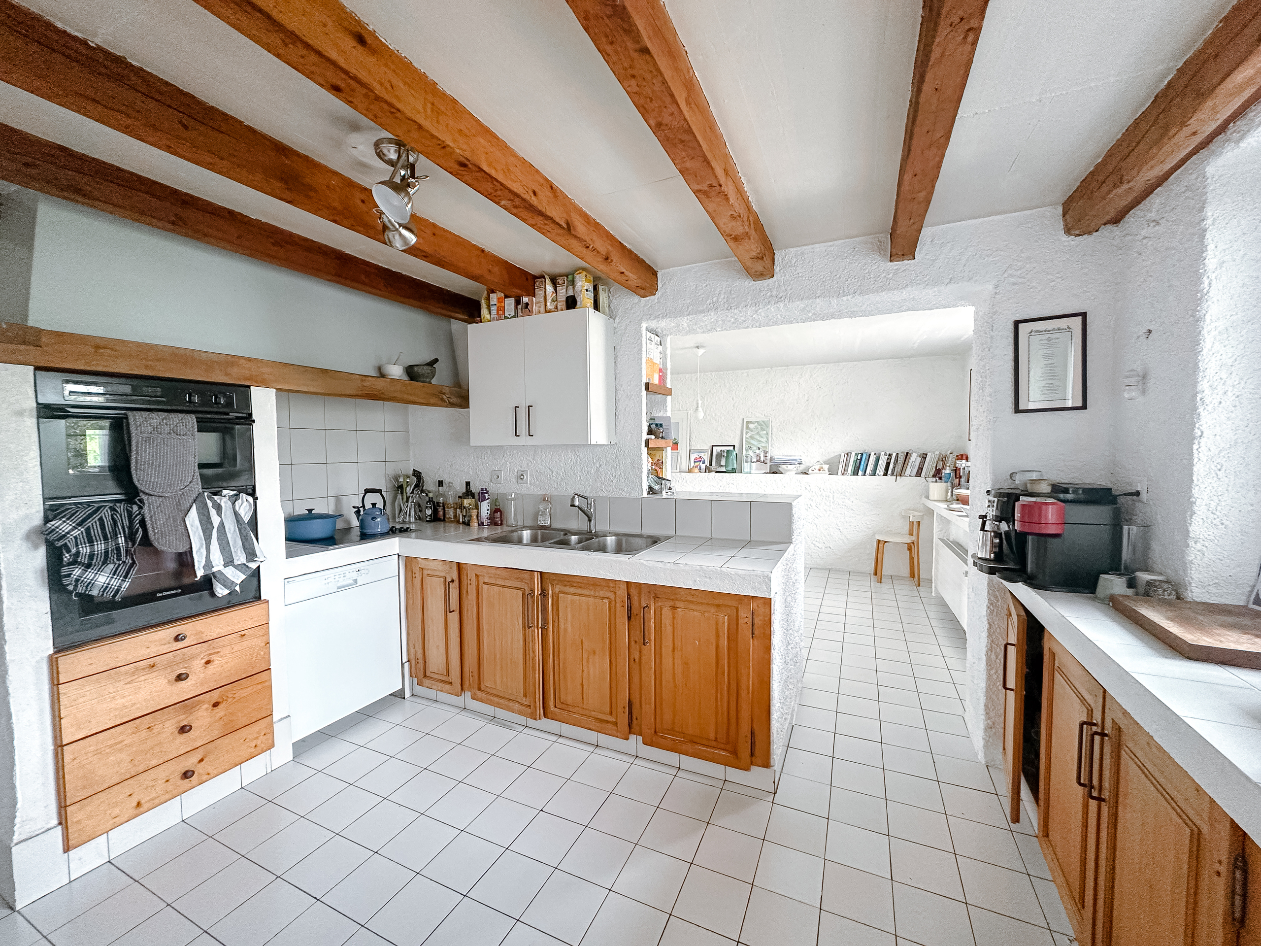 Interior view 4