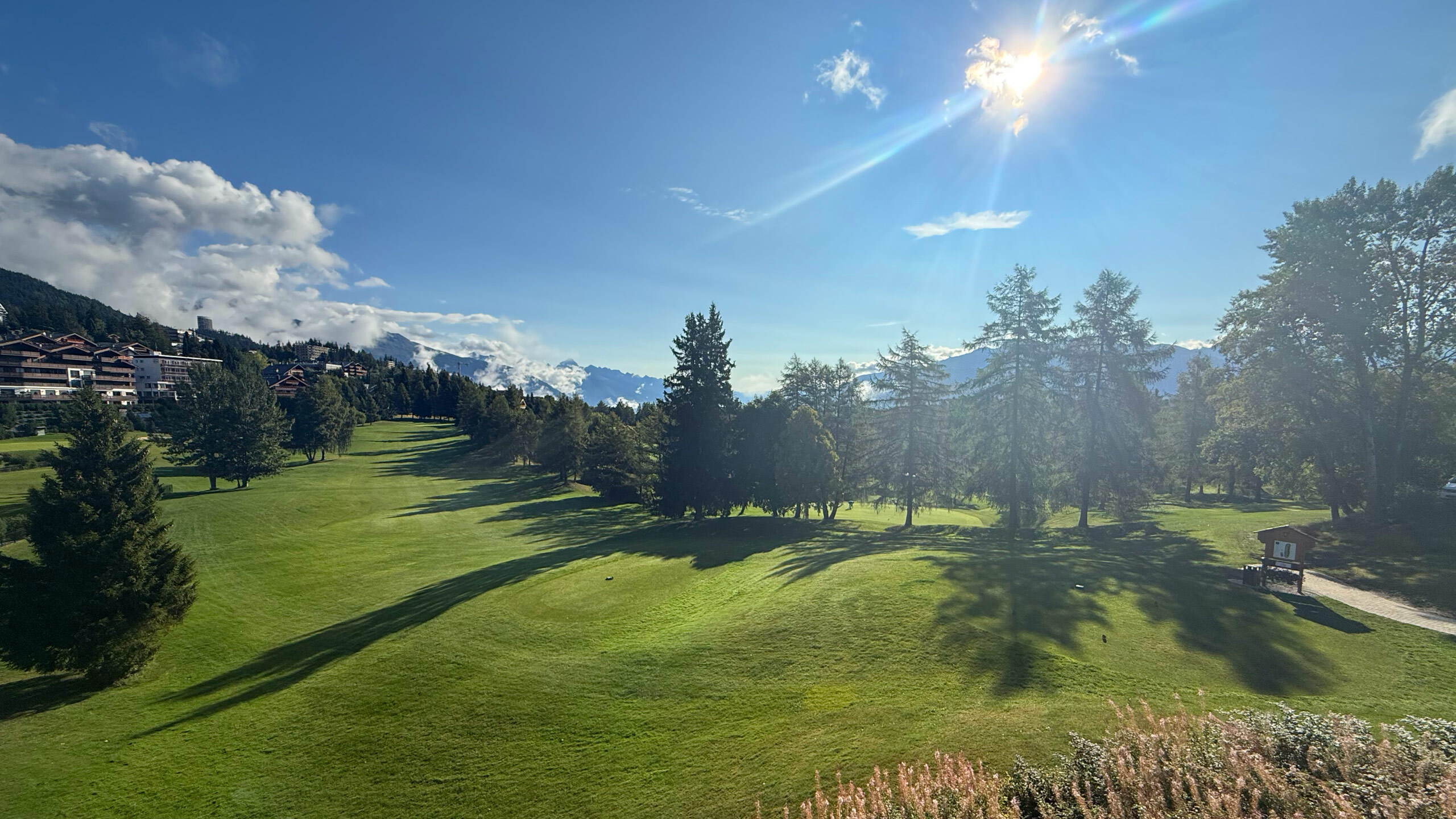 East view from Bedroom 1 (Golf Jack Nicklaus) East view from Bedroom 1 (Golf Jack Nicklaus)