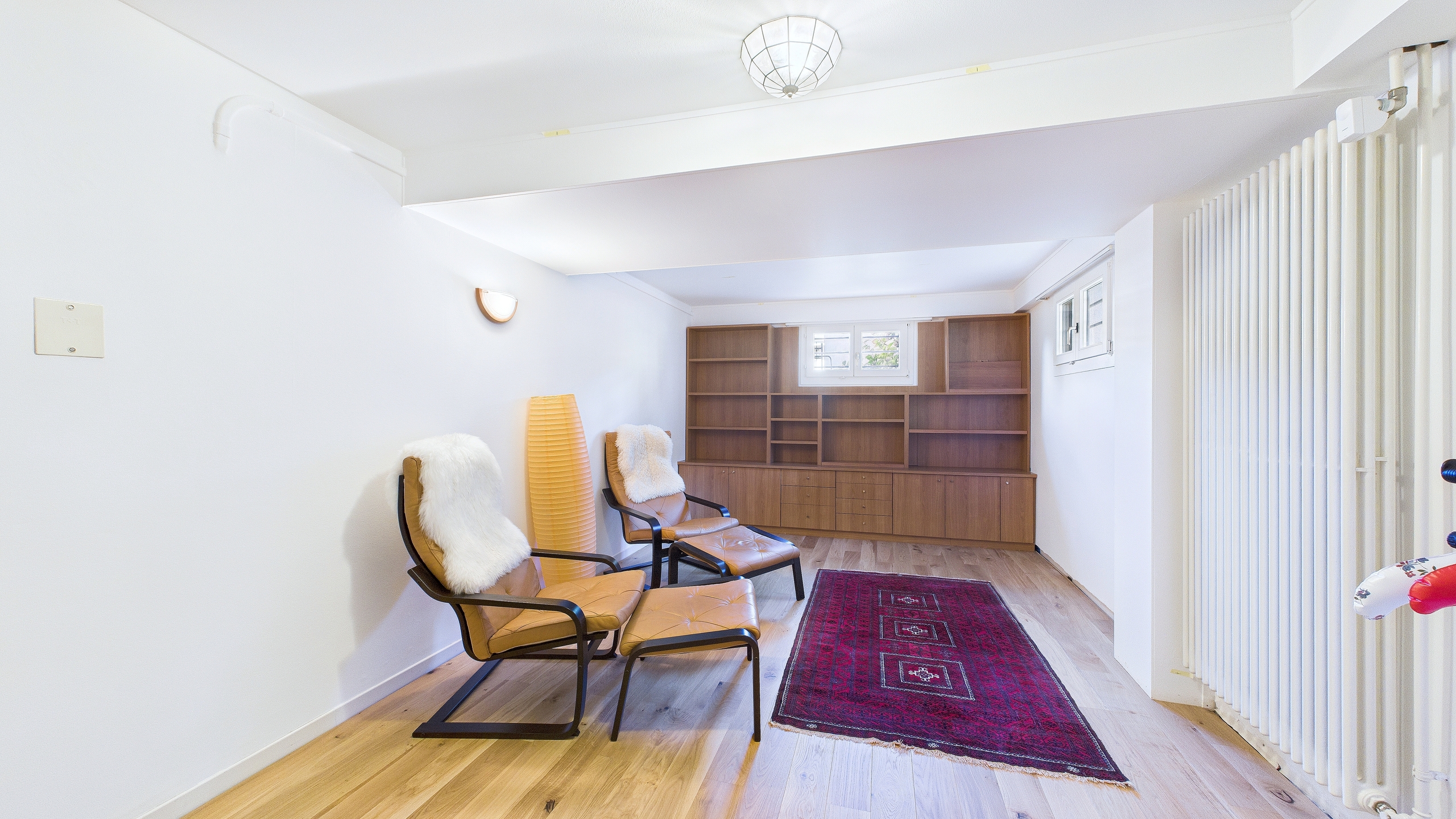 Interior view 6