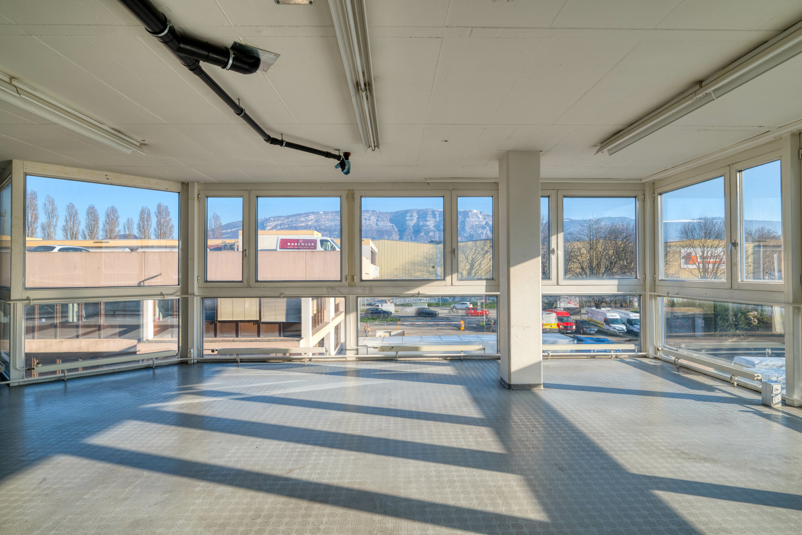 Interior view 3