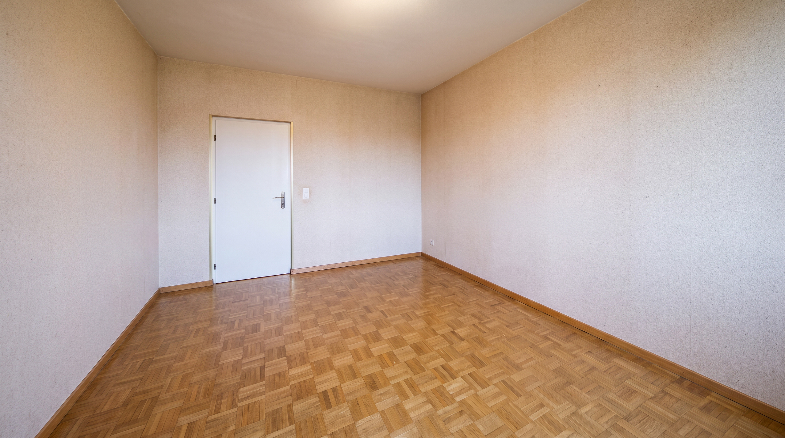 Interior view 4