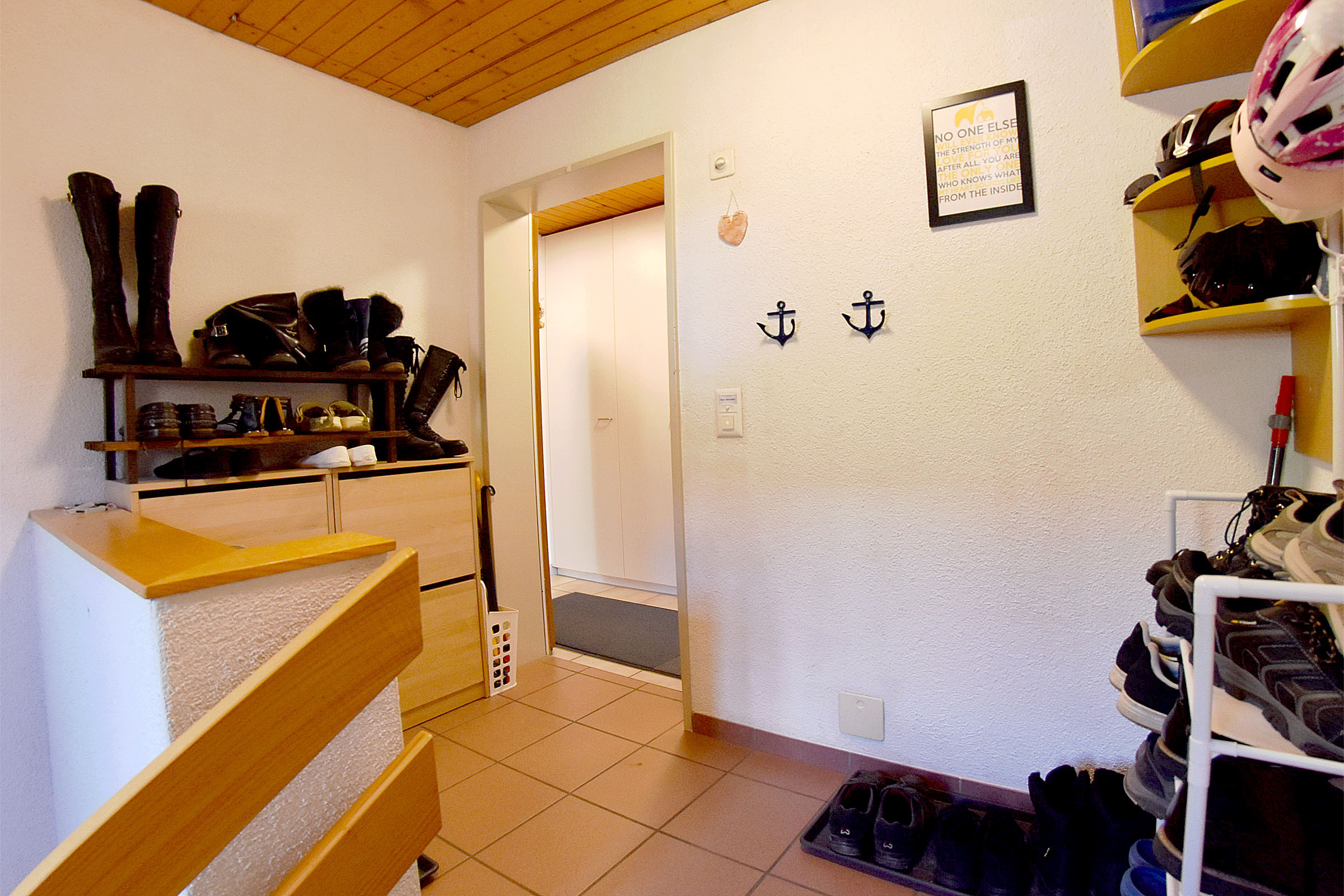 Zugang zur Wohnung mit Vorplatz