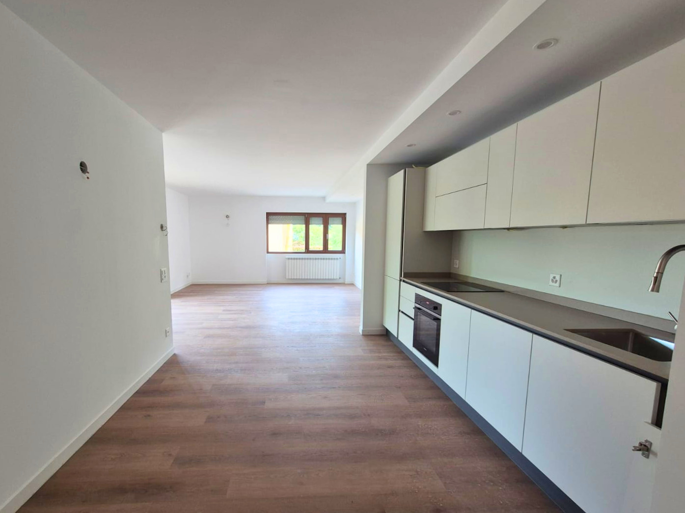 Interior view 2