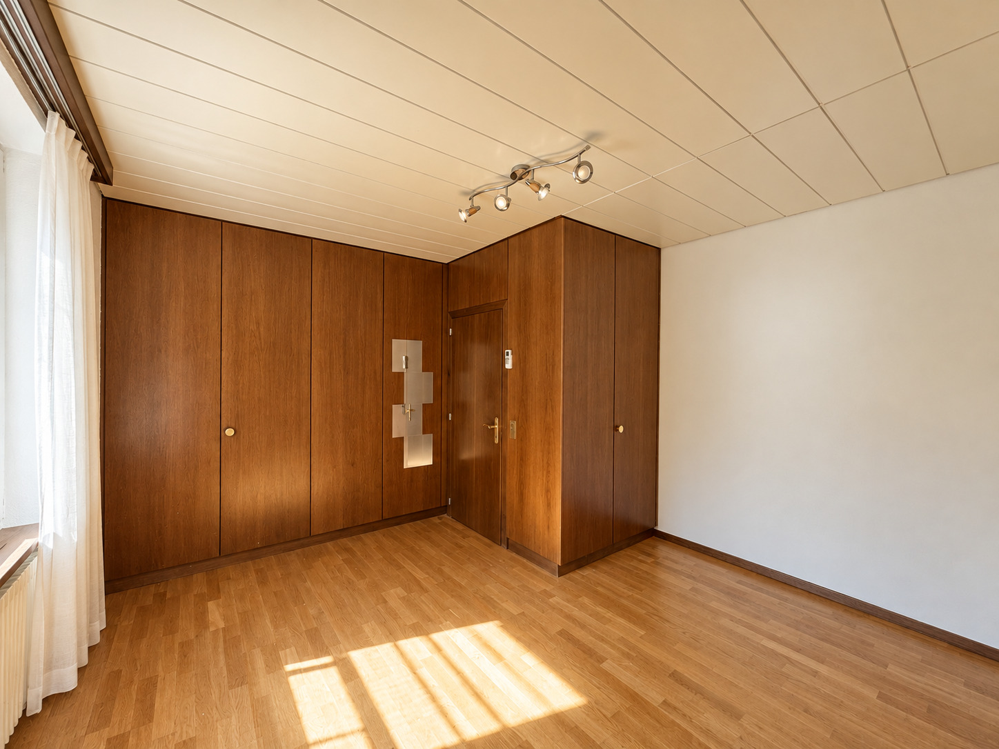 Interior view 5