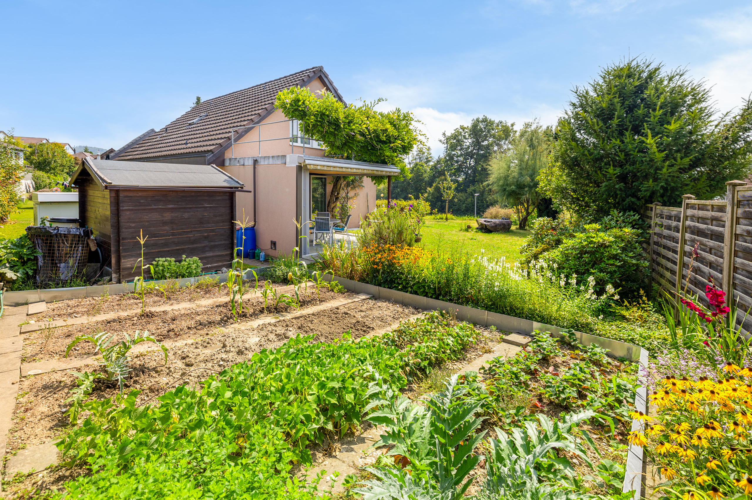 [!form_picture_exterior_big!]