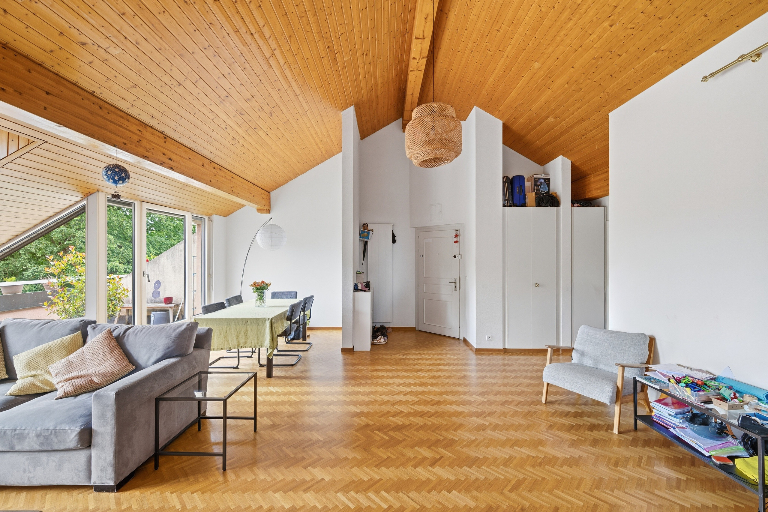 Interior view 2