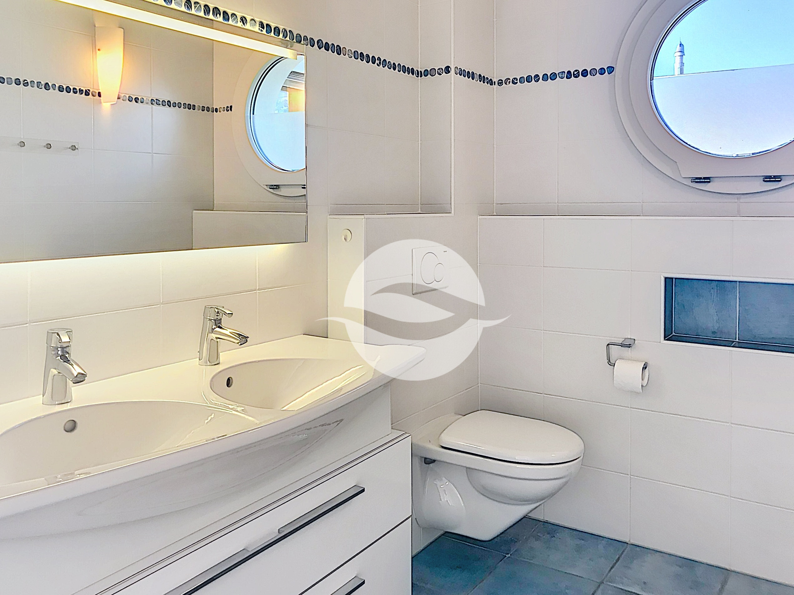 1er : Salle de douche