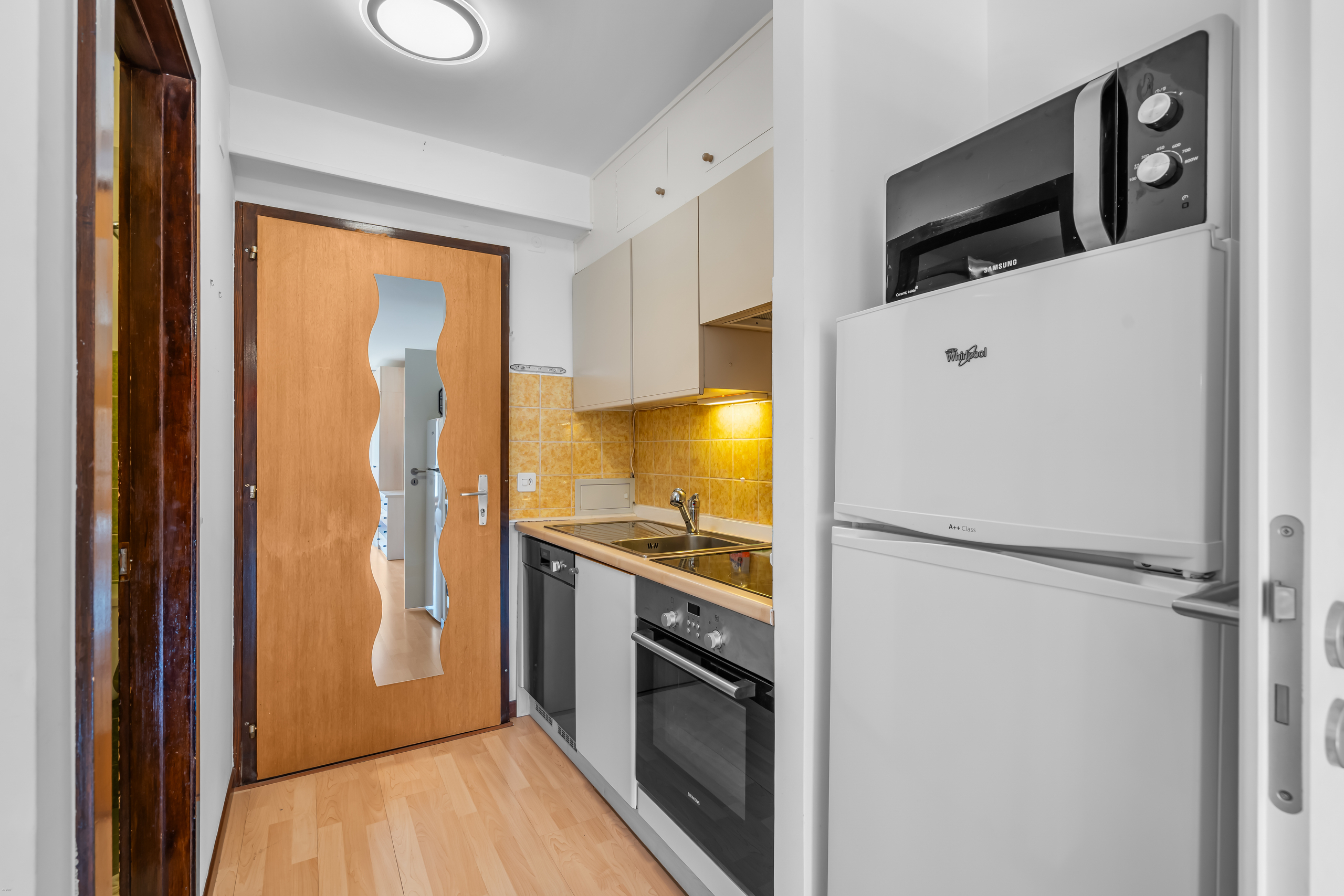 Interior view 3