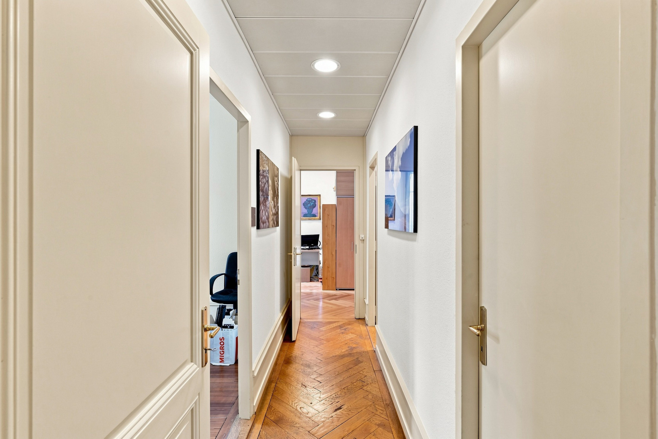 Interior view 5