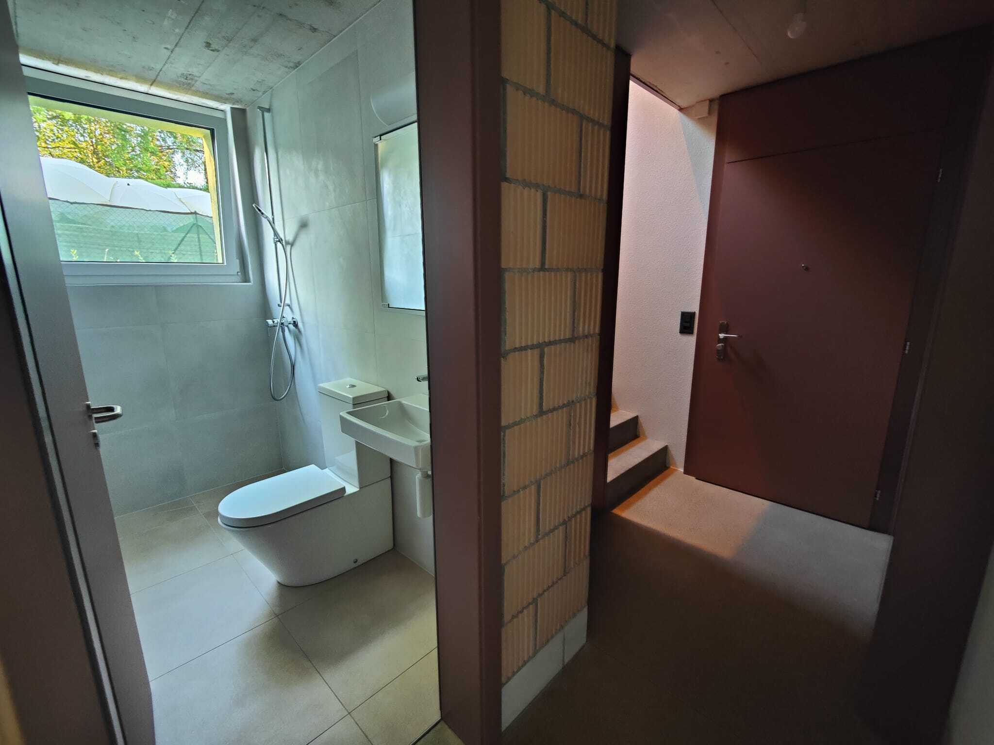 Salle de douche en Bas