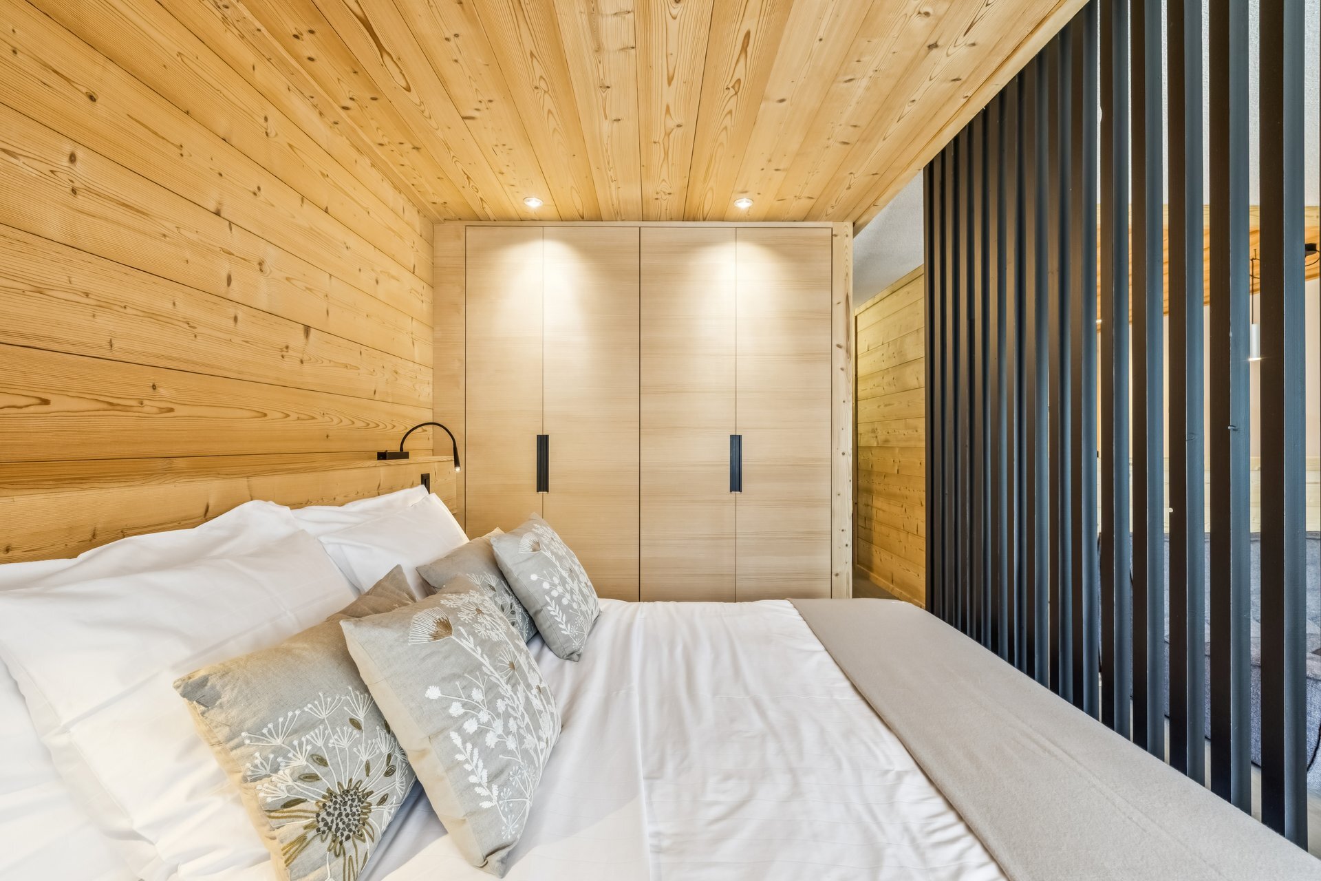 Interior view 6