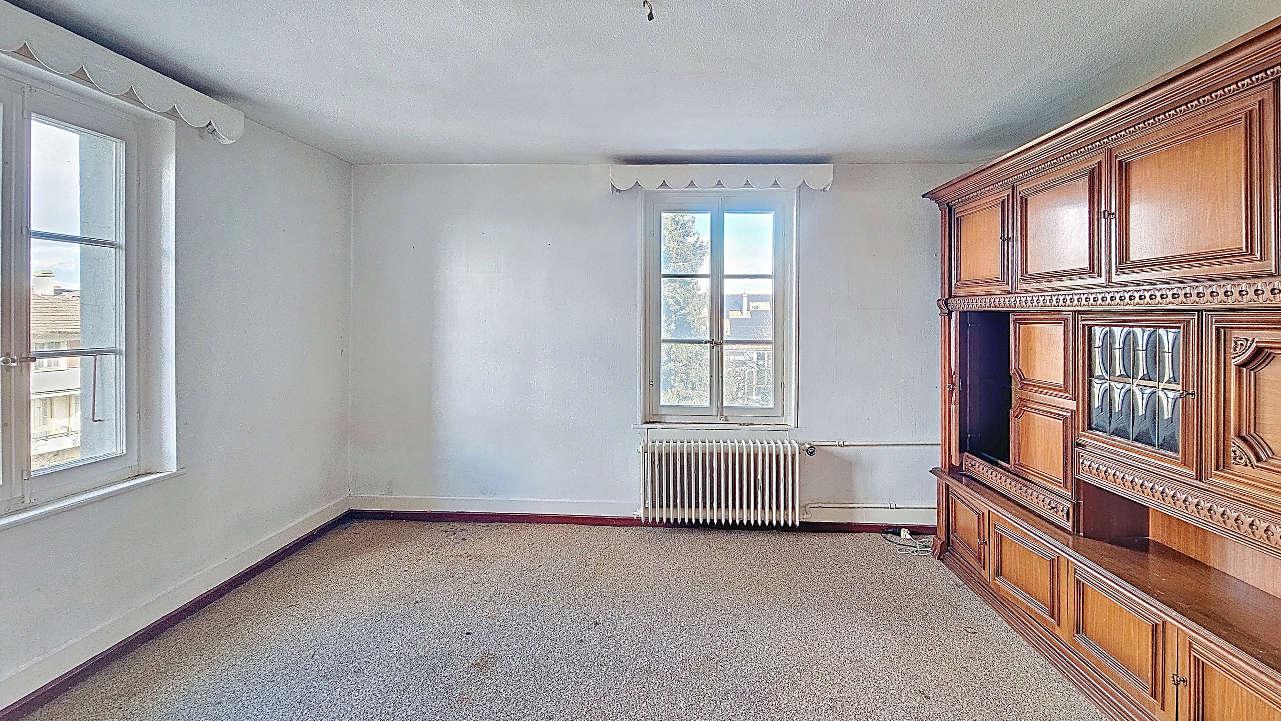 1er étage / appartement 5.5 pces / chambre 2