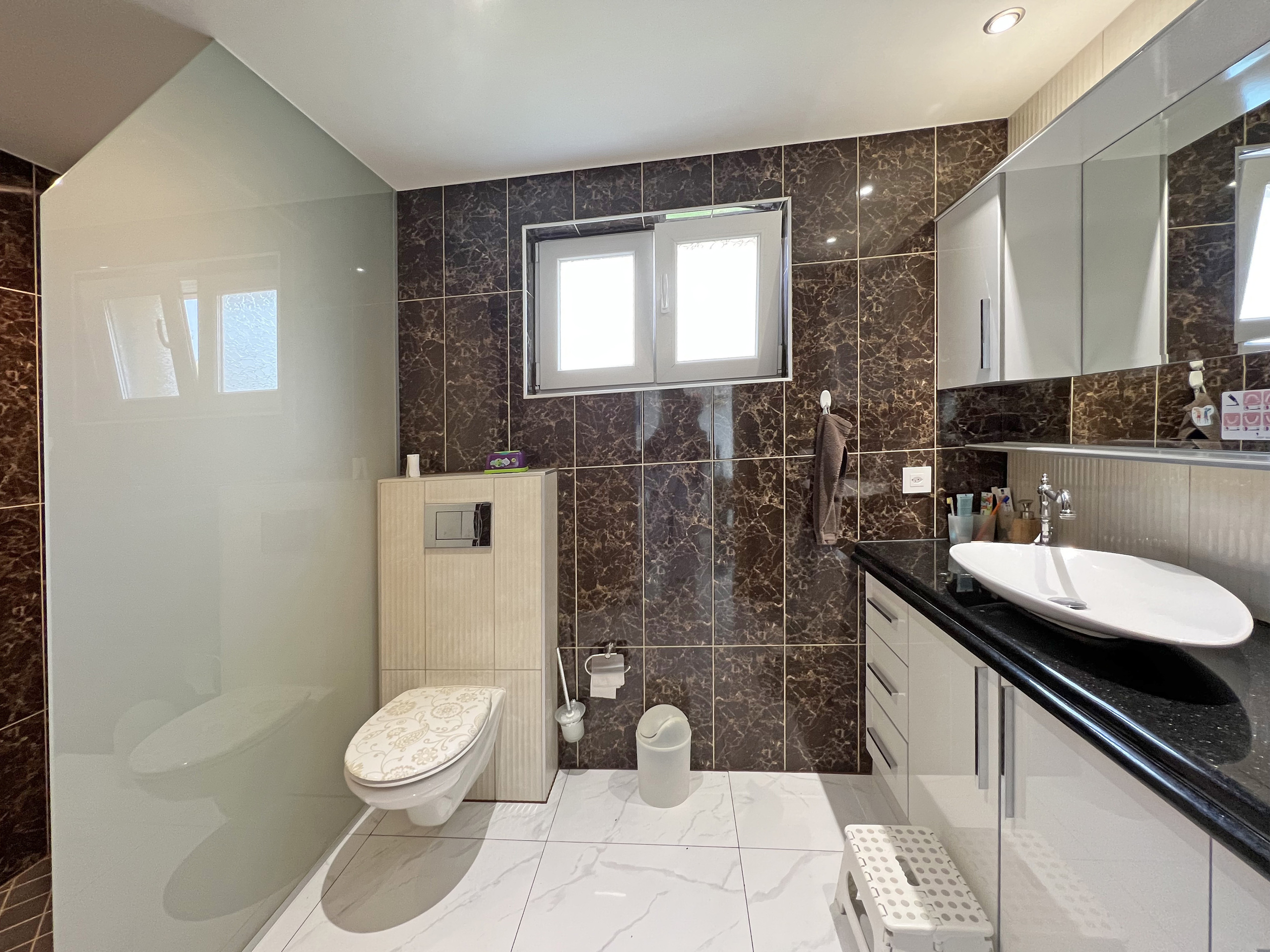 Salle de douche - rez supérieur