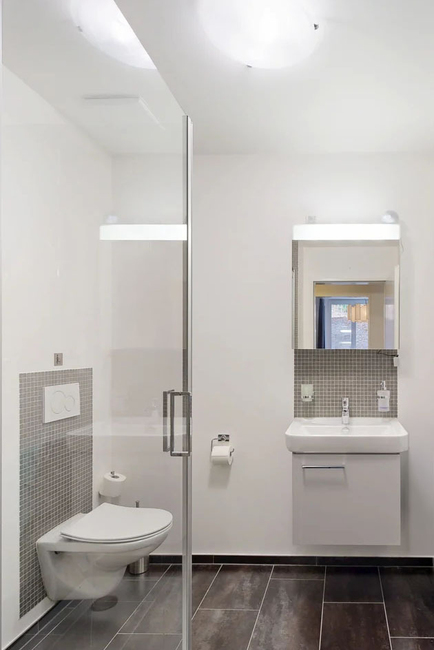 Dusche / WC Dusche / WC