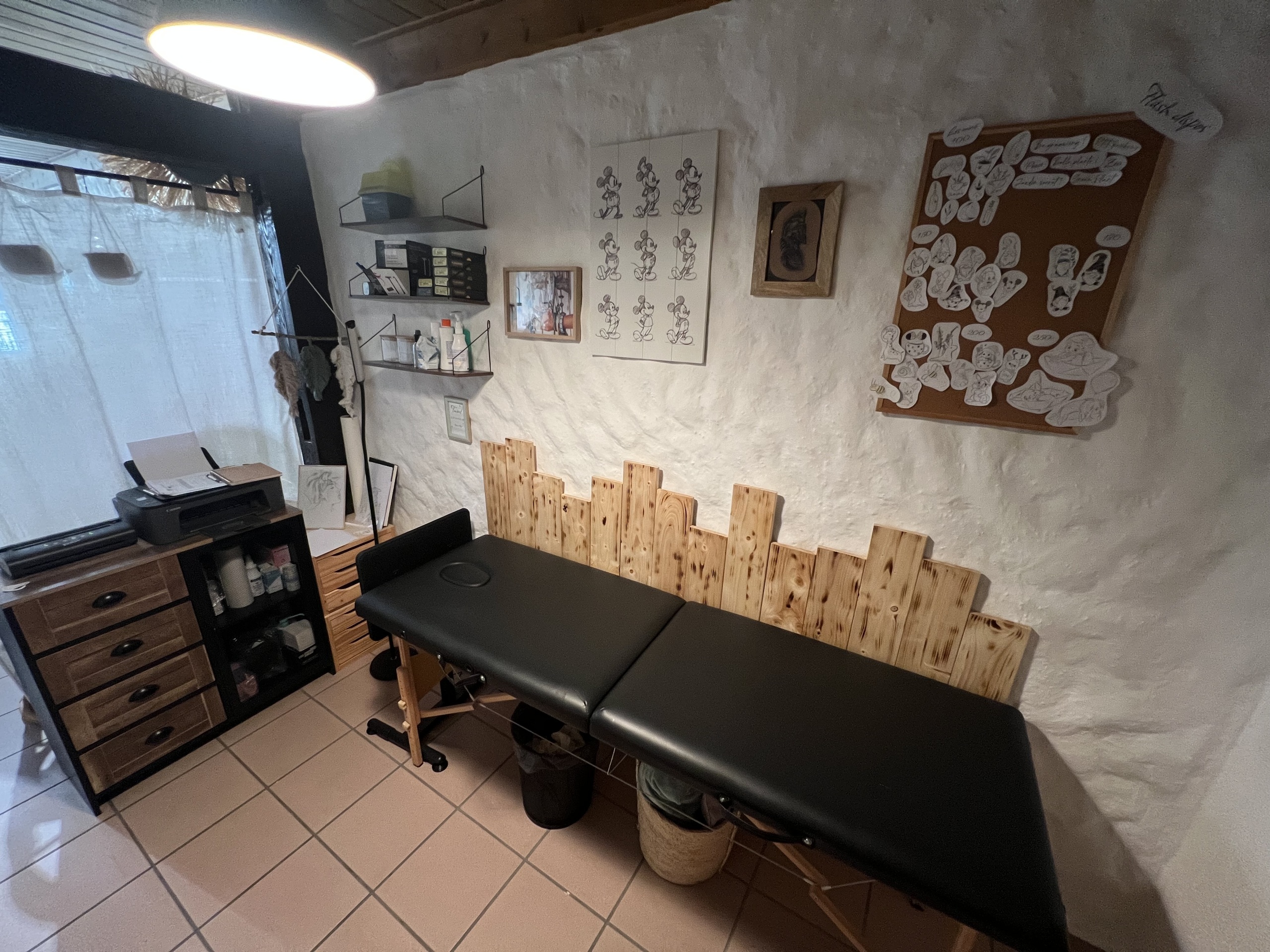 Interior view 5