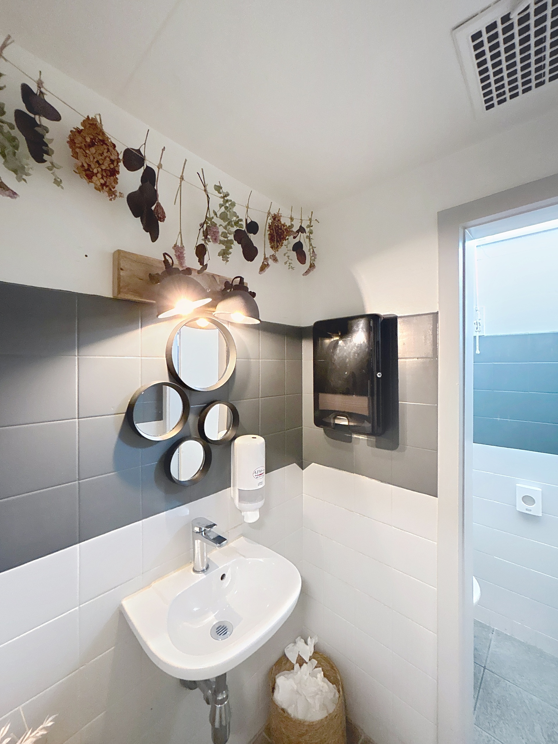 SANITAIRES RESTAURANT SANITAIRES RESTAURANT