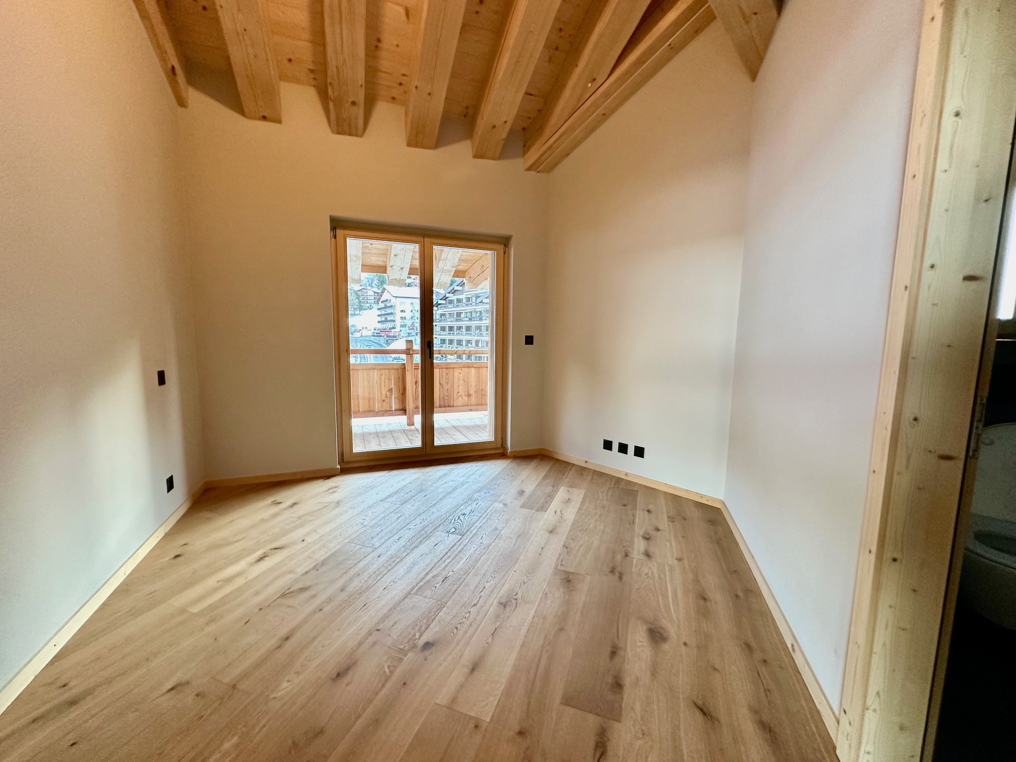 Interior view 2