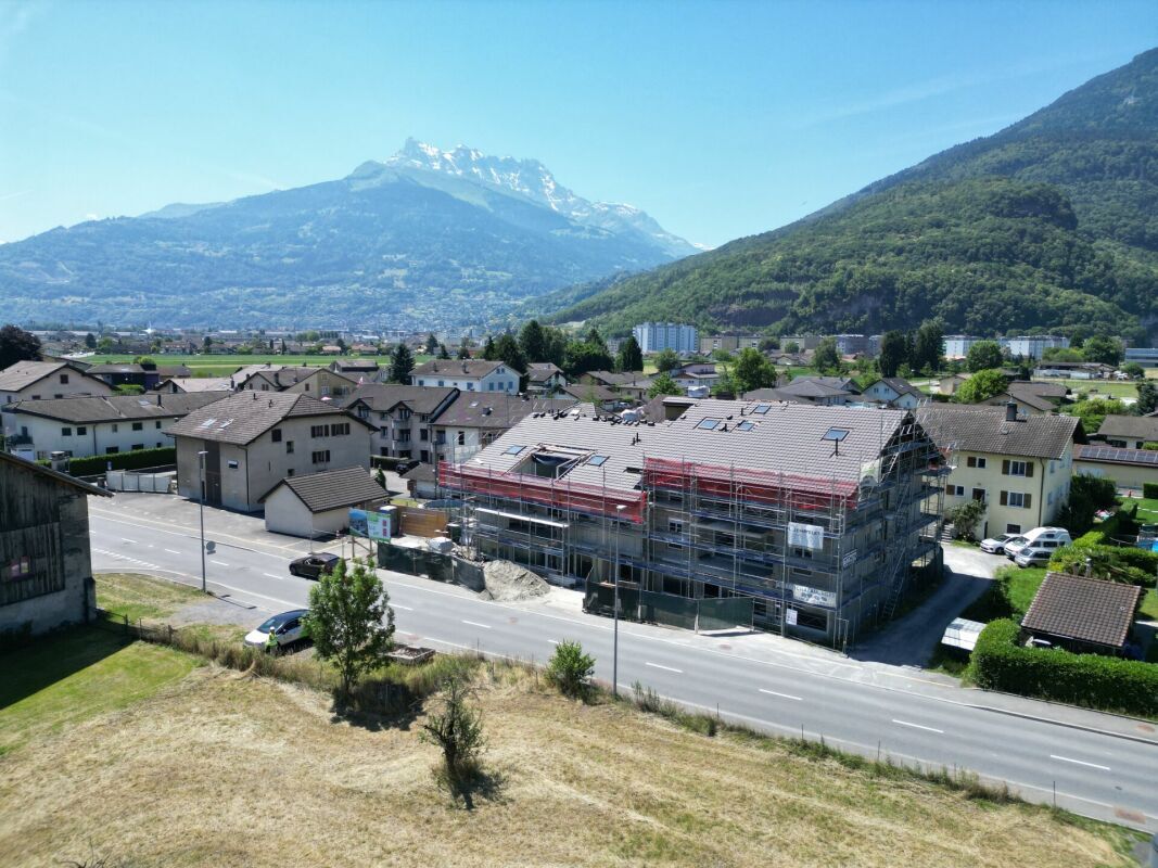 Photo 1