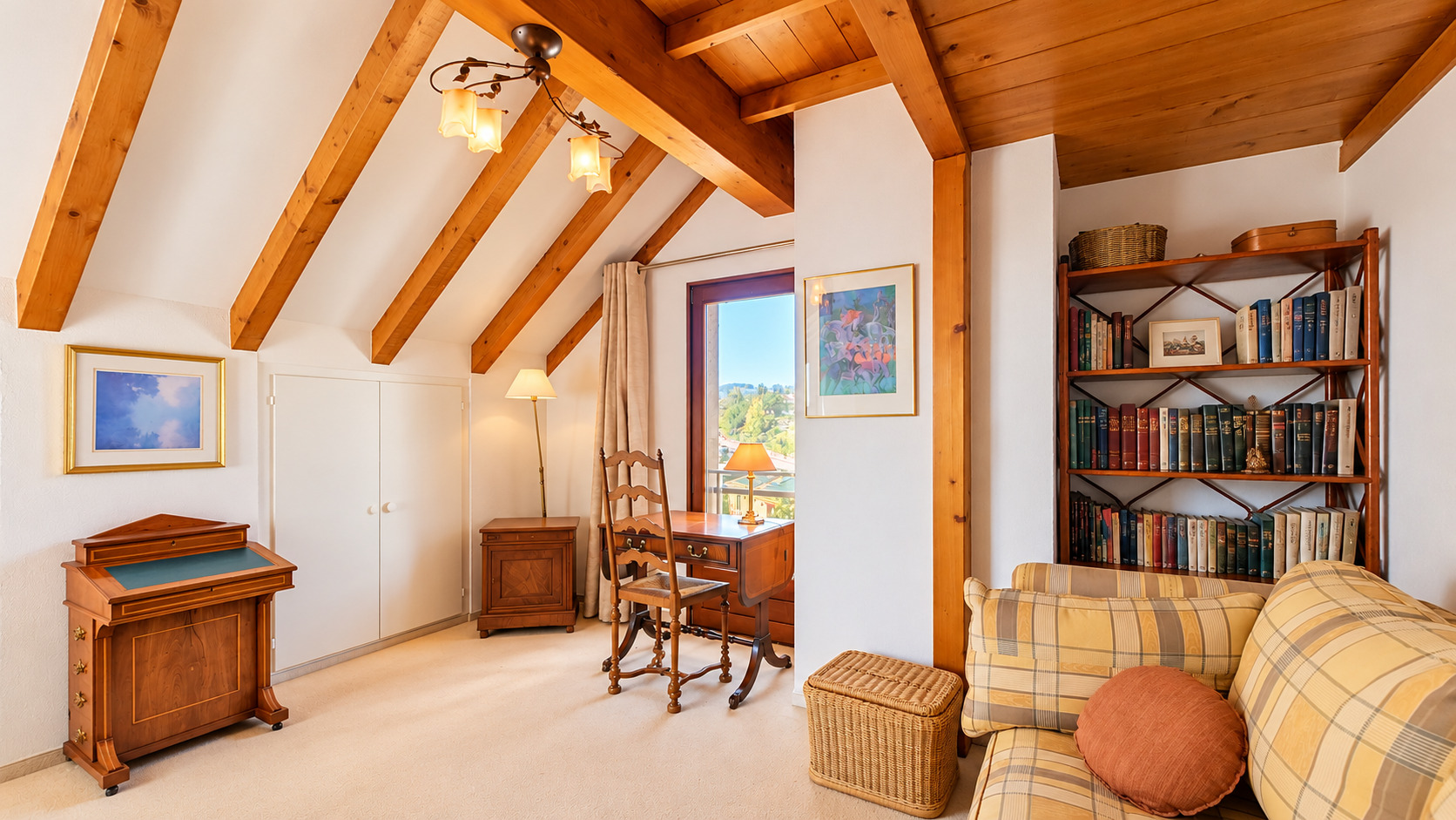 Interior view 5