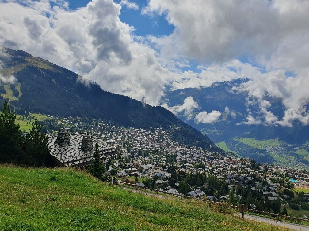 Photo 6