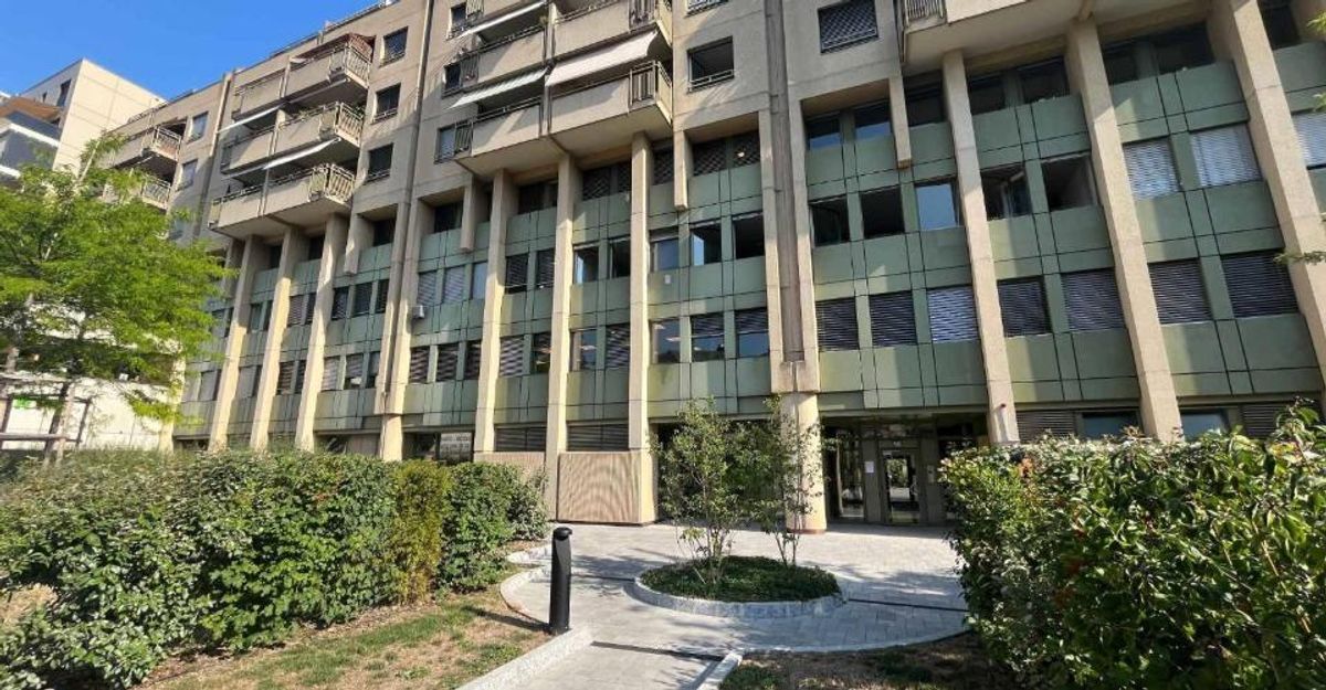 Firstview