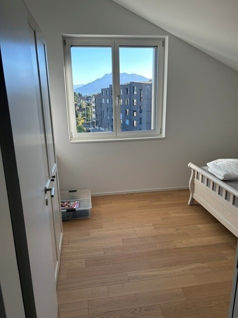 Interior view 5