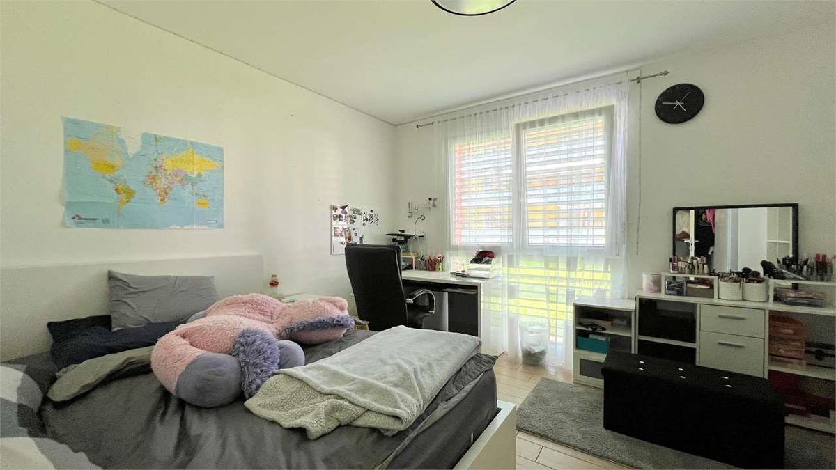 Picture 7
