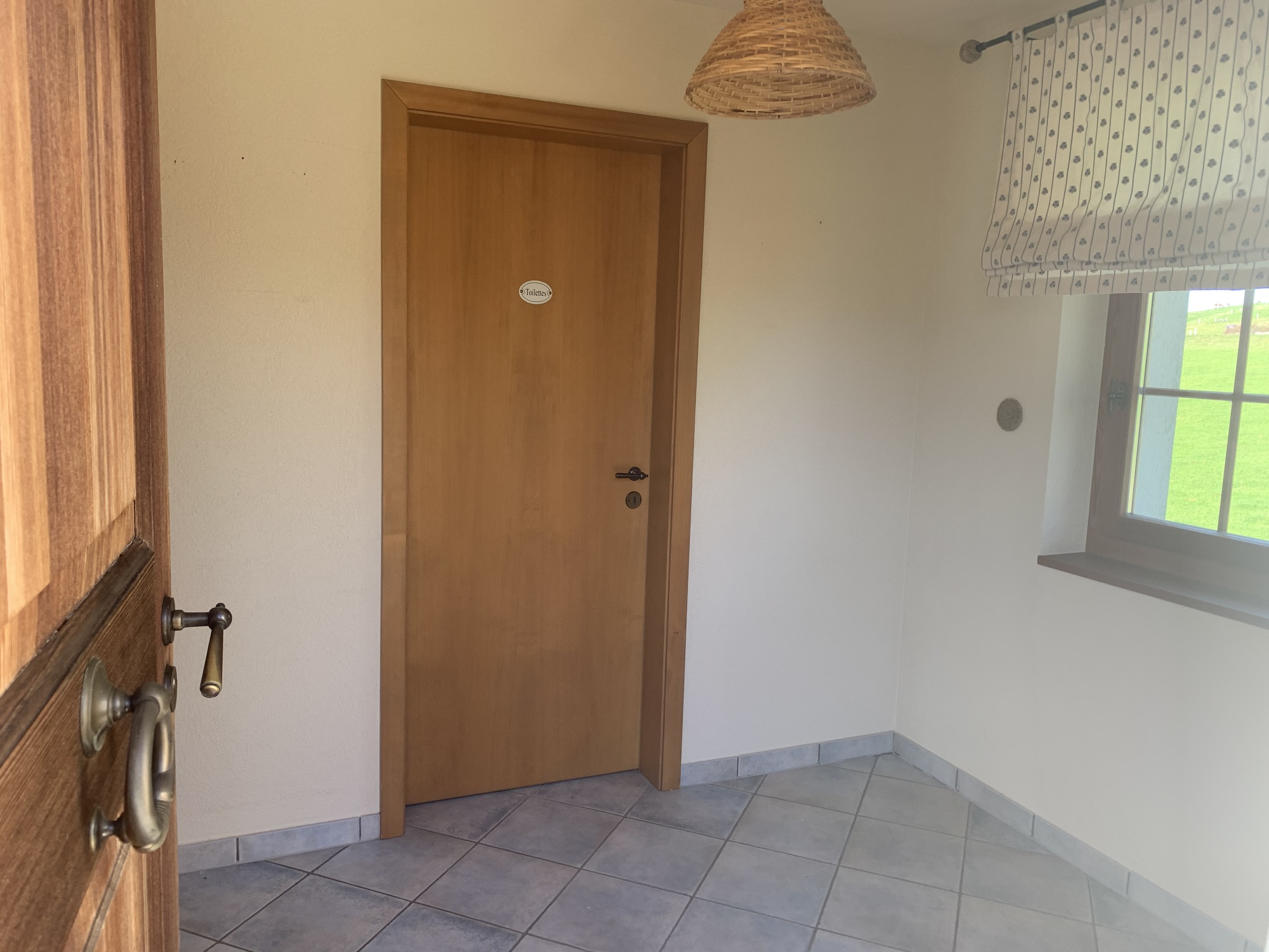 Espace indépendant- Salle d'attente et WC