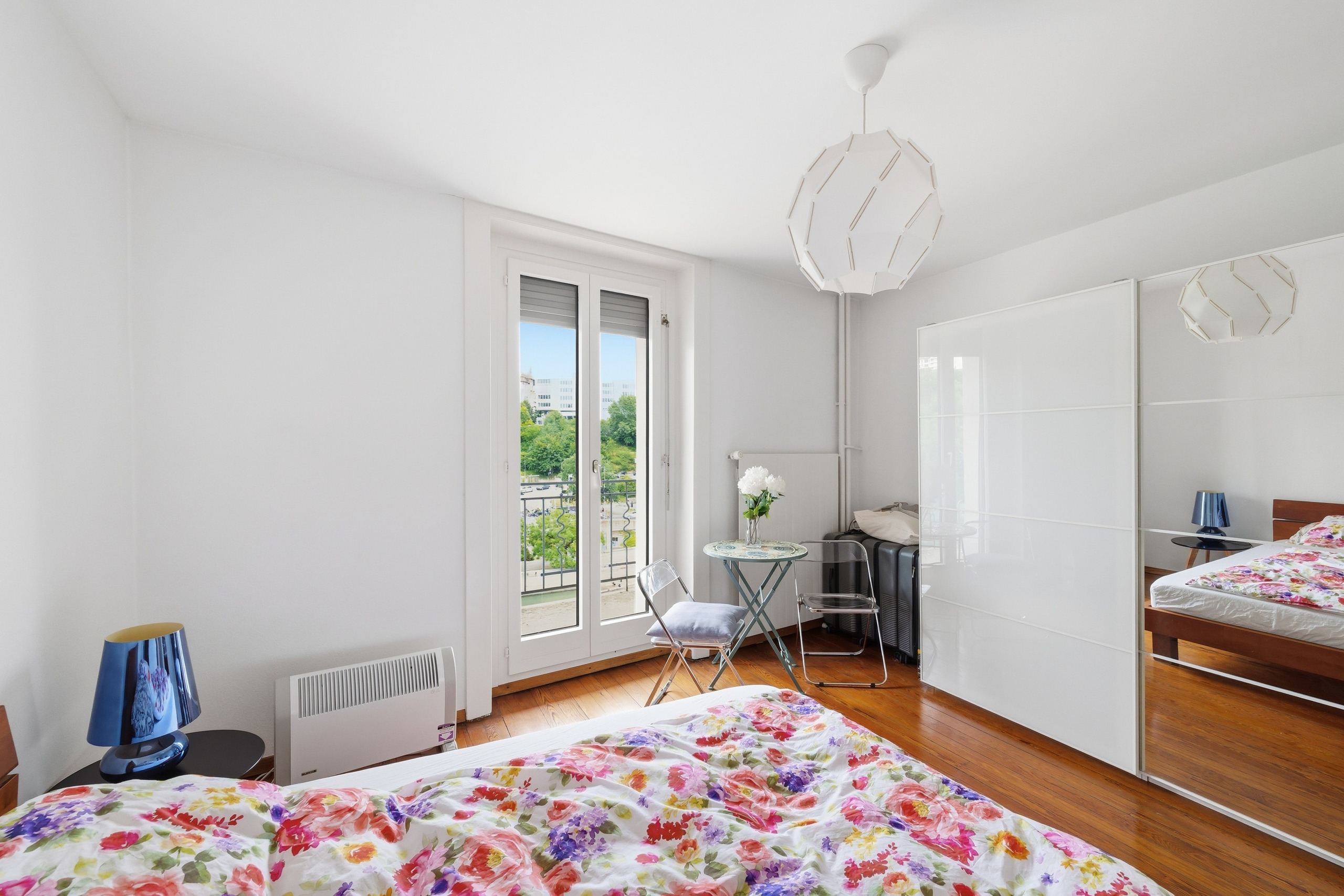 Interior view 5