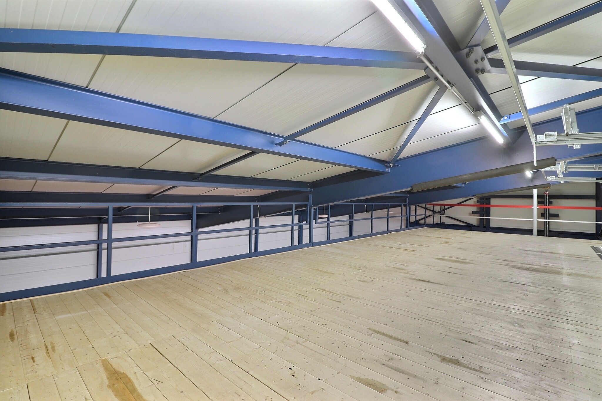 Mezzanine Mezzanine