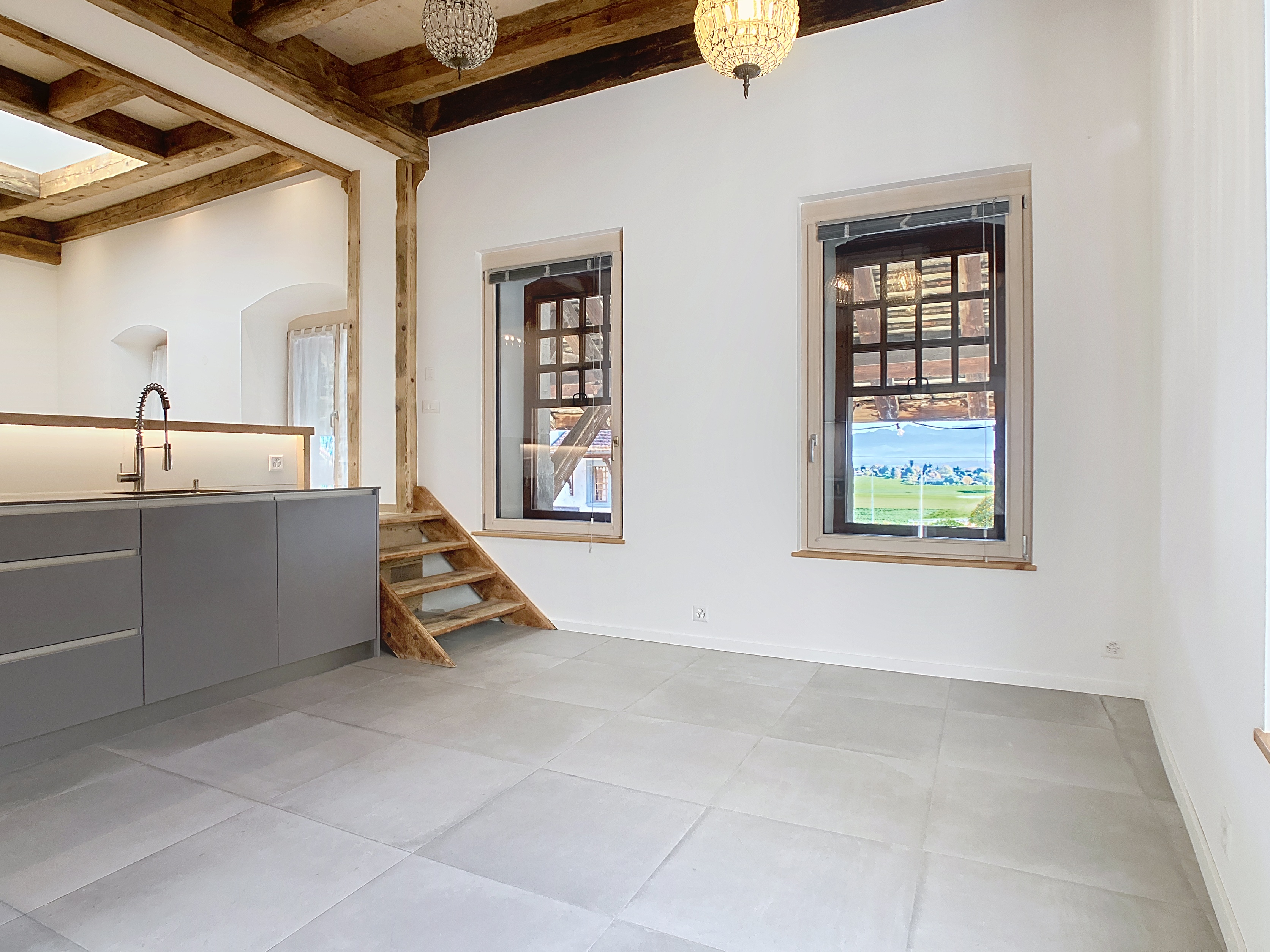 Cuisine équipée semi ouverte sur le séjour