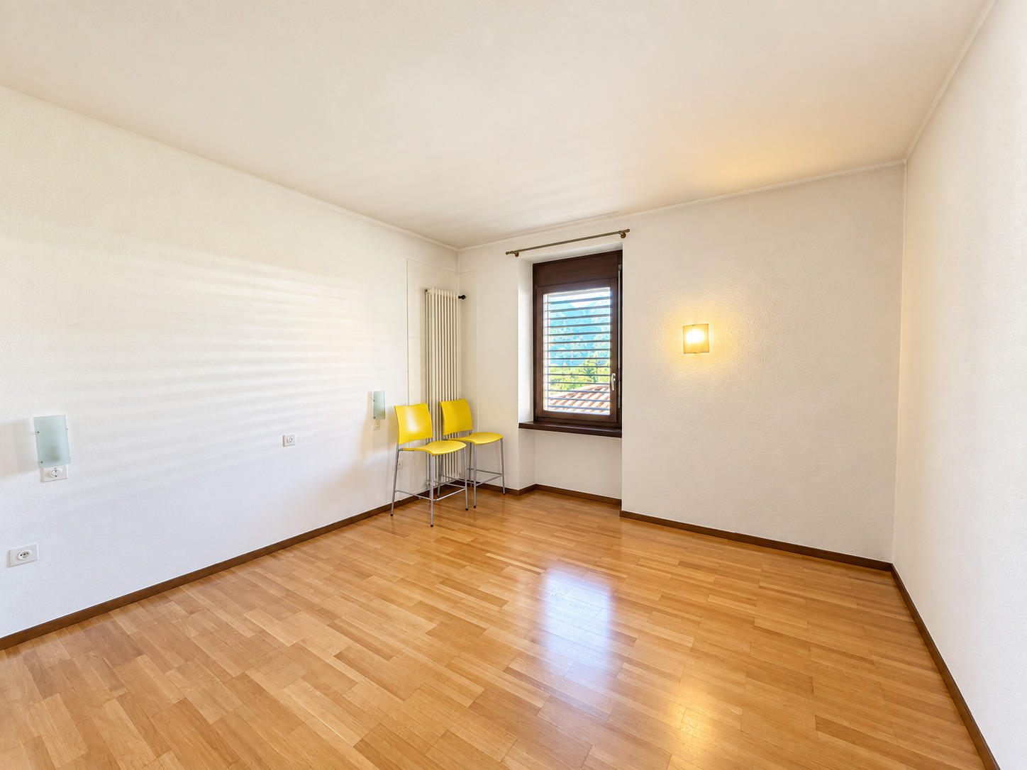 Interior view 4