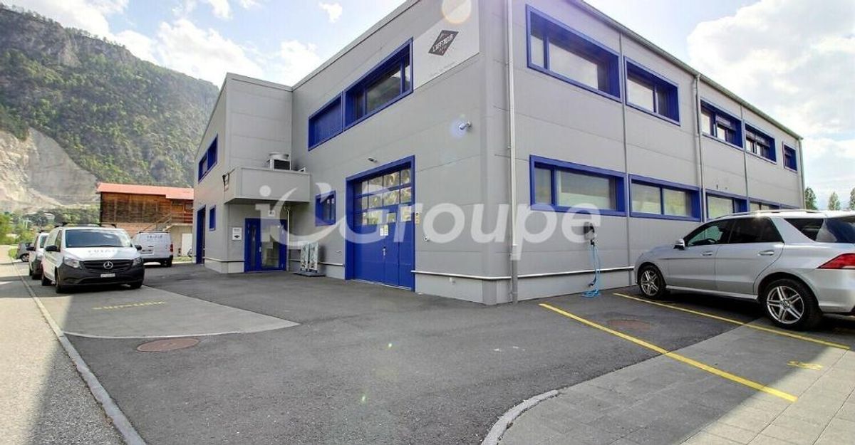 Photo 6
