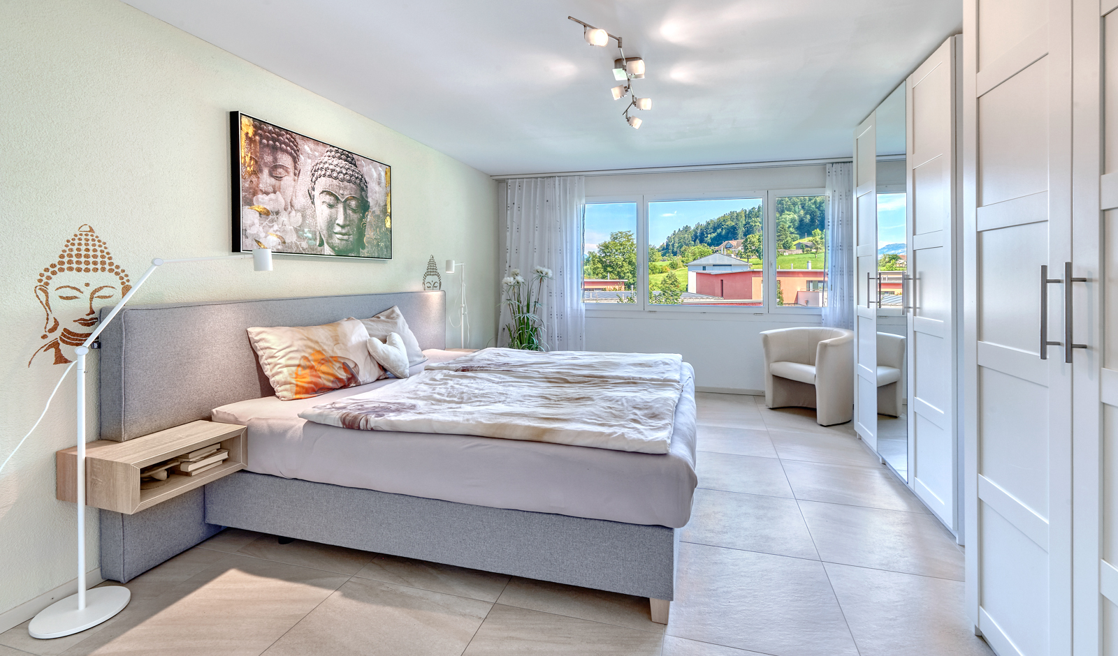 Weitere Bilder unter www.dv-immo.ch Weitere Bilder unter www.dv-immo.ch