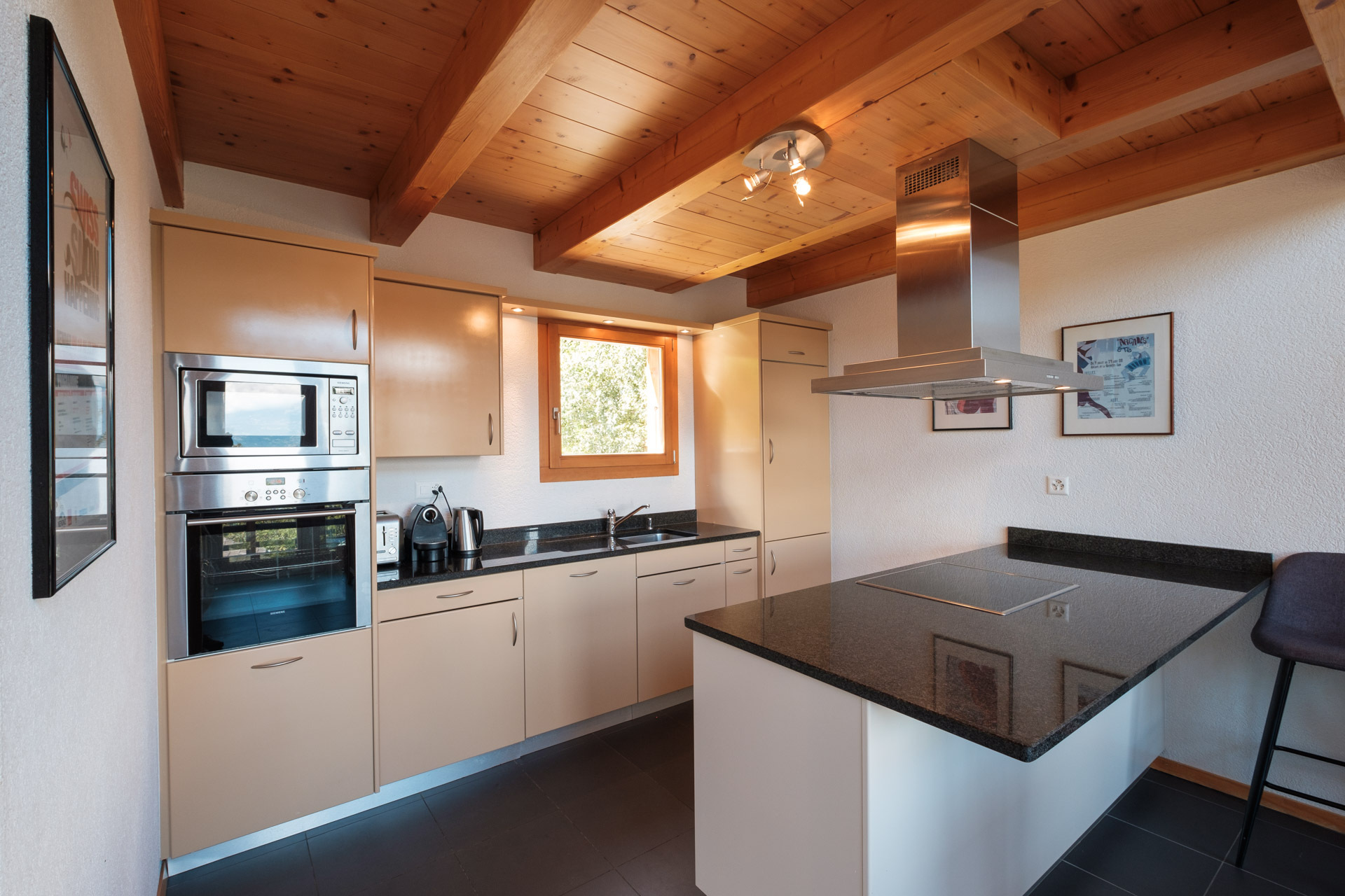 Interior view 3