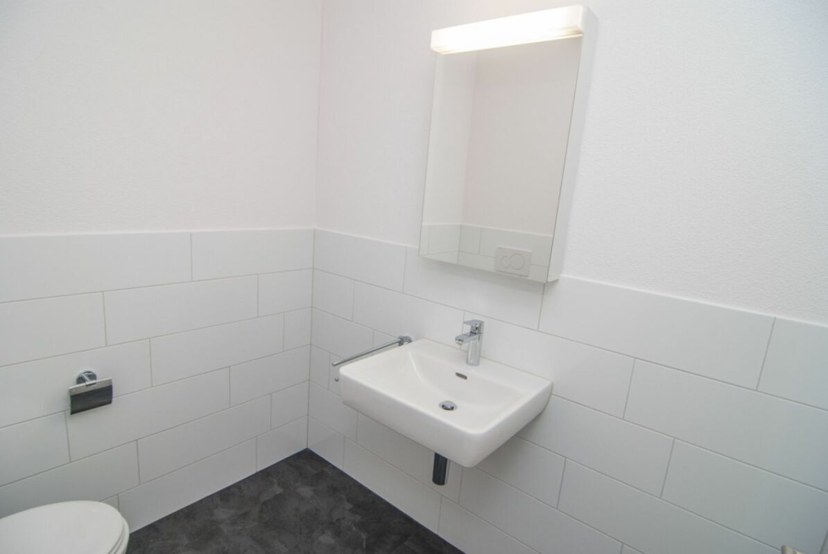 Picture 7