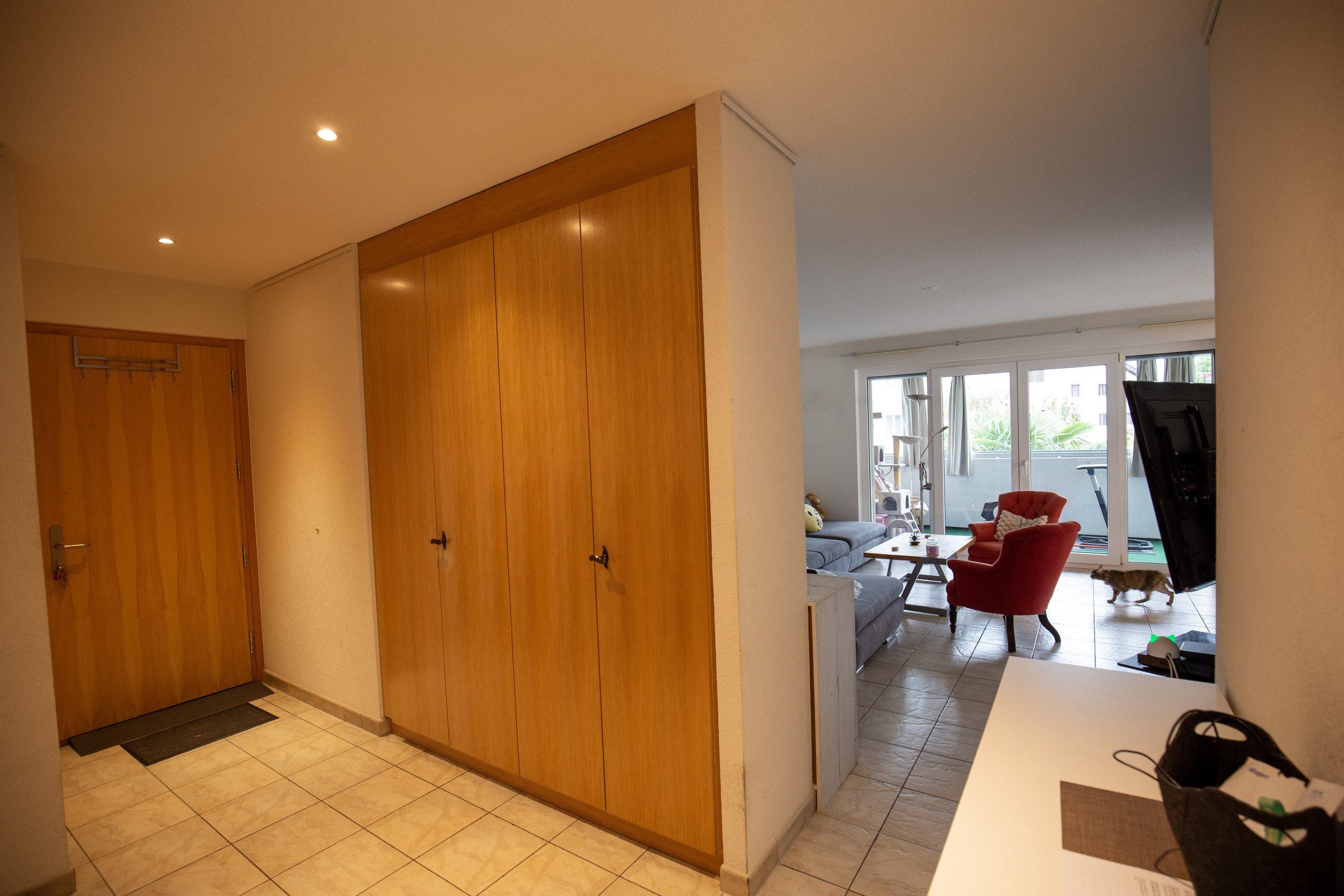 Interior view 8